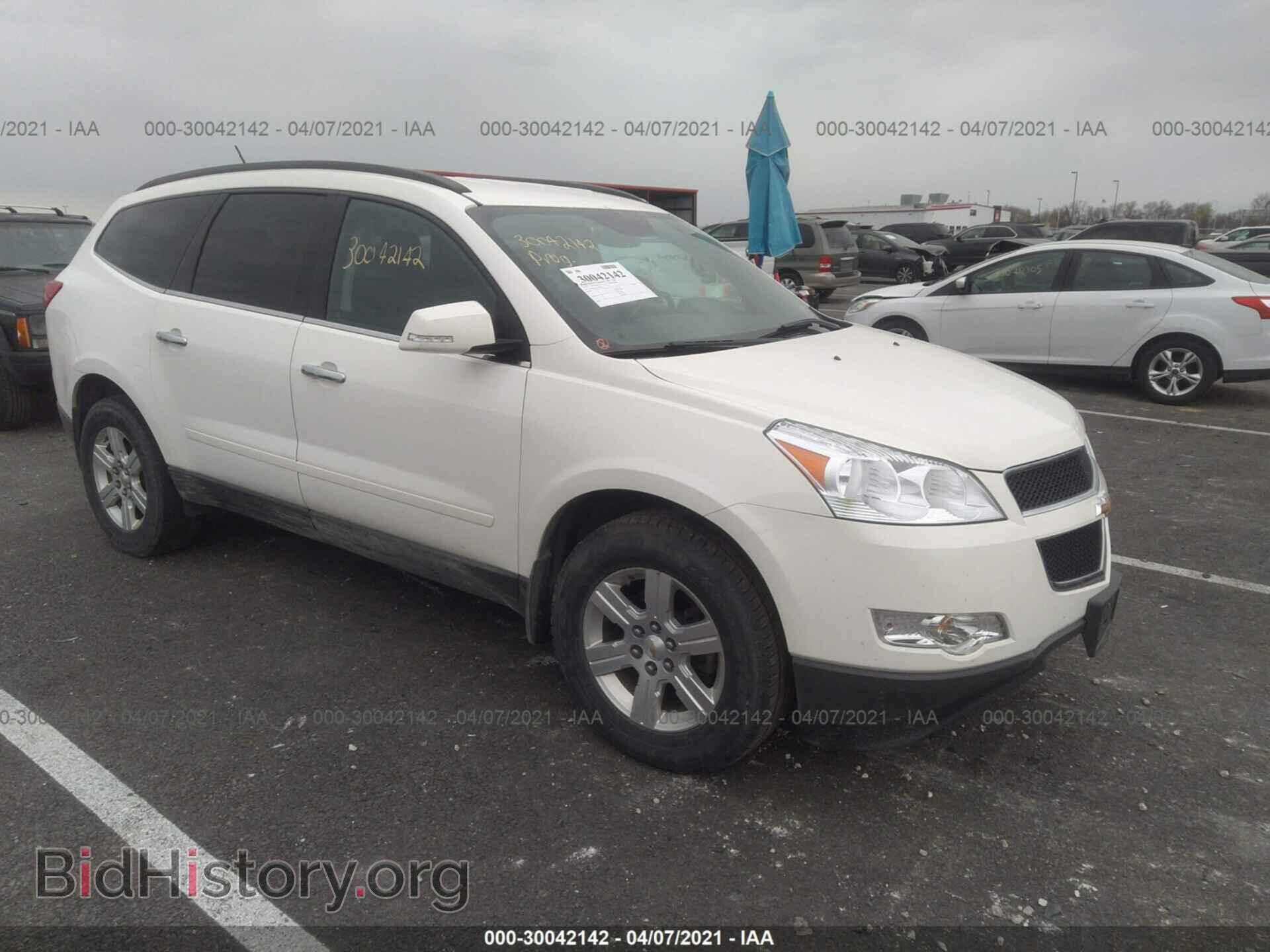 Photo 1GNKRGED8CJ331627 - CHEVROLET TRAVERSE 2012