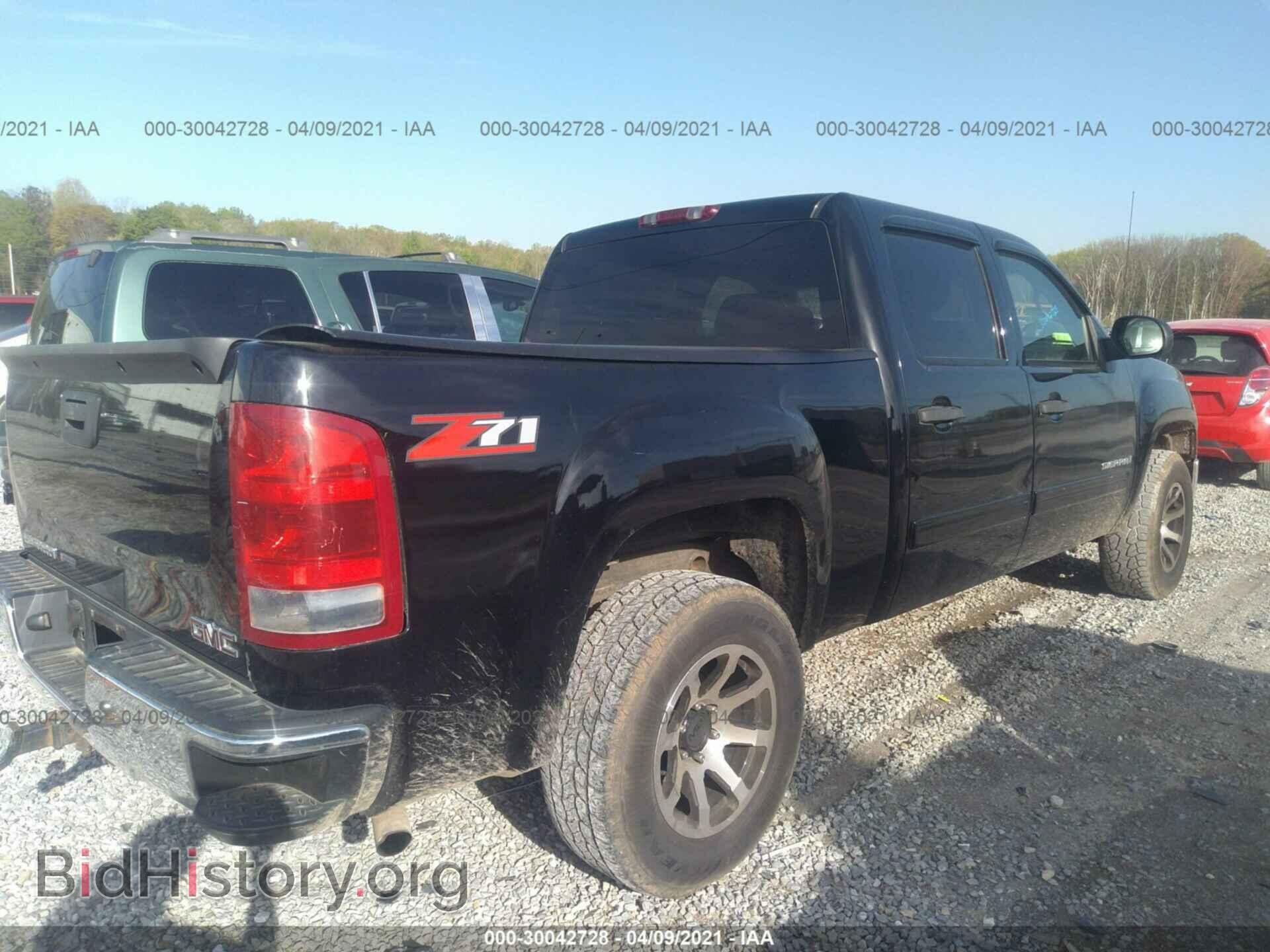 2008 GMC SIERRA 1500 - VIN: 3GTEC13J28G242531 - Фото 4