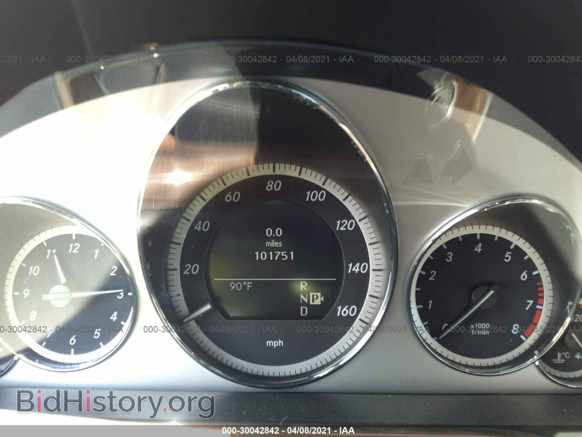 2011 MERCEDES-BENZ E-CLASS - VIN: WDDHF9ABXBA304008 - Фото 7