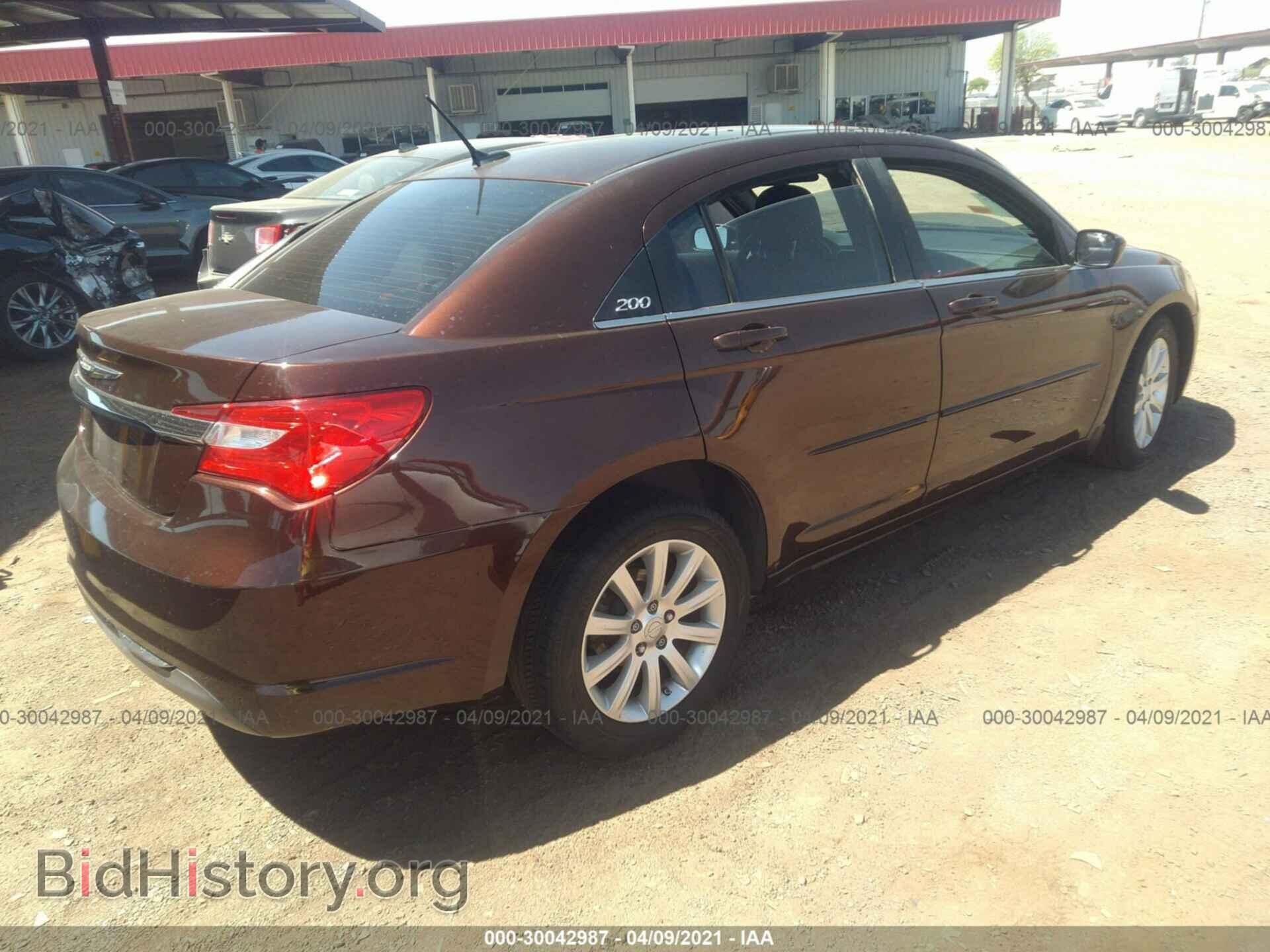 2013 CHRYSLER 200 - VIN: 1C3CCBBB1DN678364 - Фото 4
