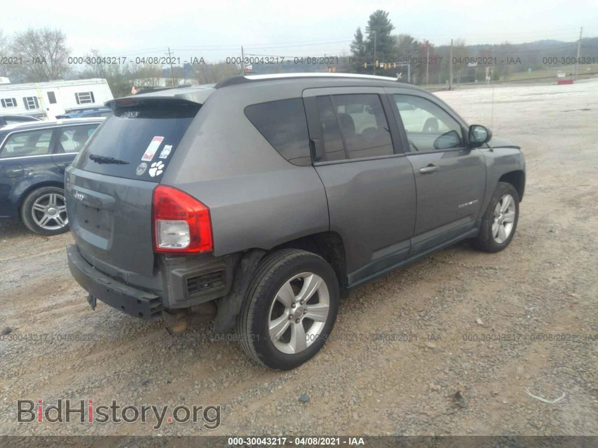 2011 JEEP COMPASS - VIN: 1J4NF1FB6BD258421 - Photo 4