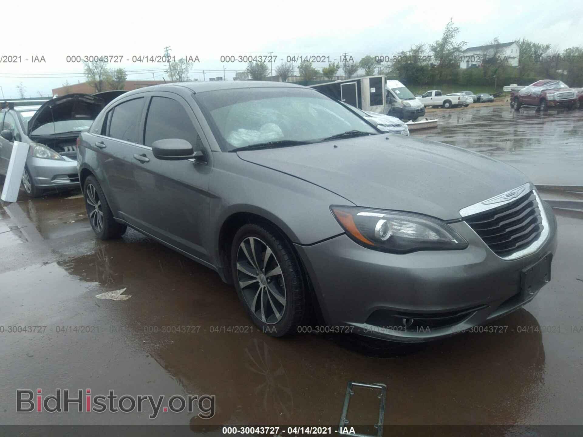Фотография 1C3CCBBG8CN306059 - CHRYSLER 200 2012