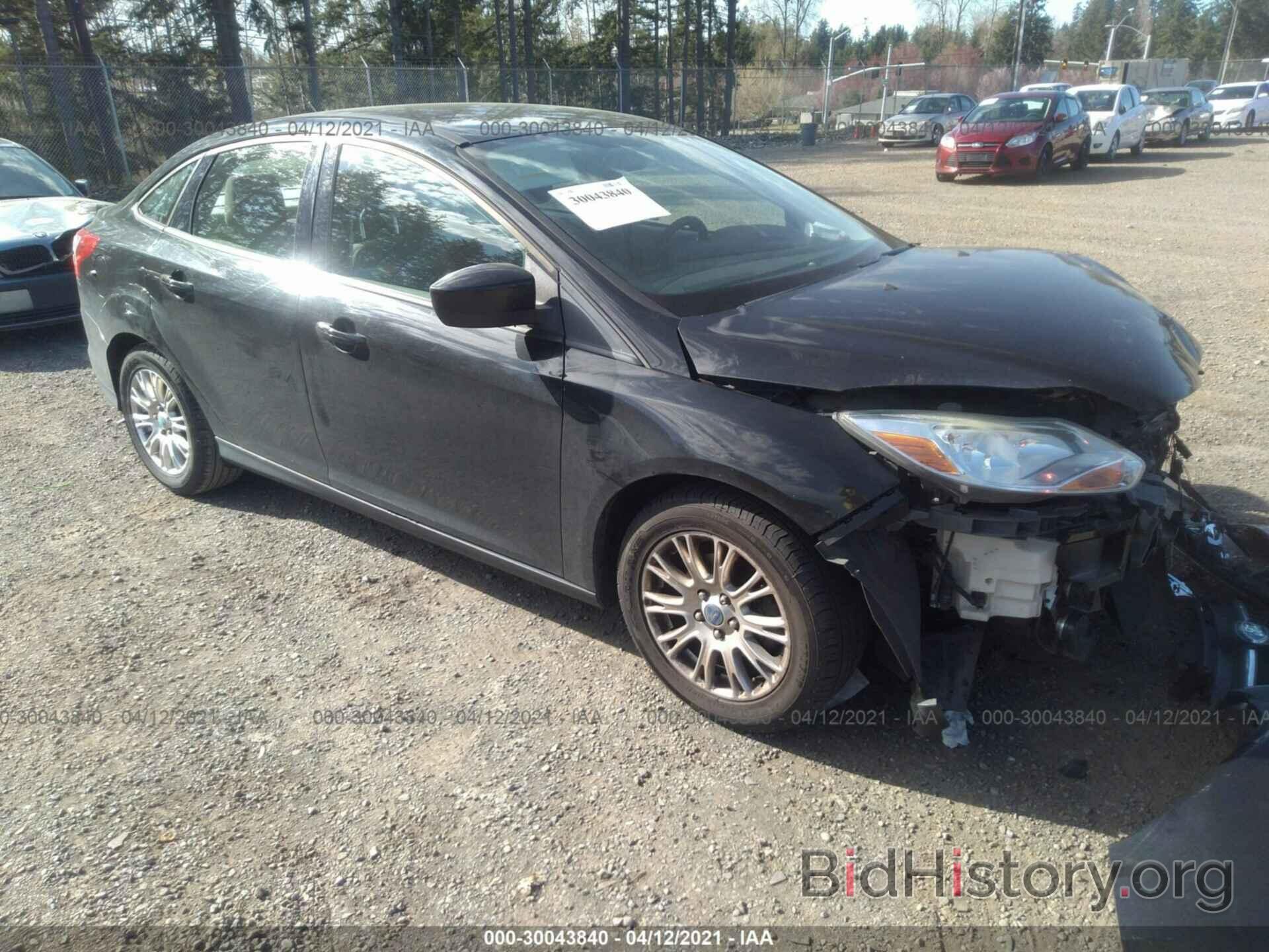 Photo 1FAHP3F2XCL115531 - FORD FOCUS 2012