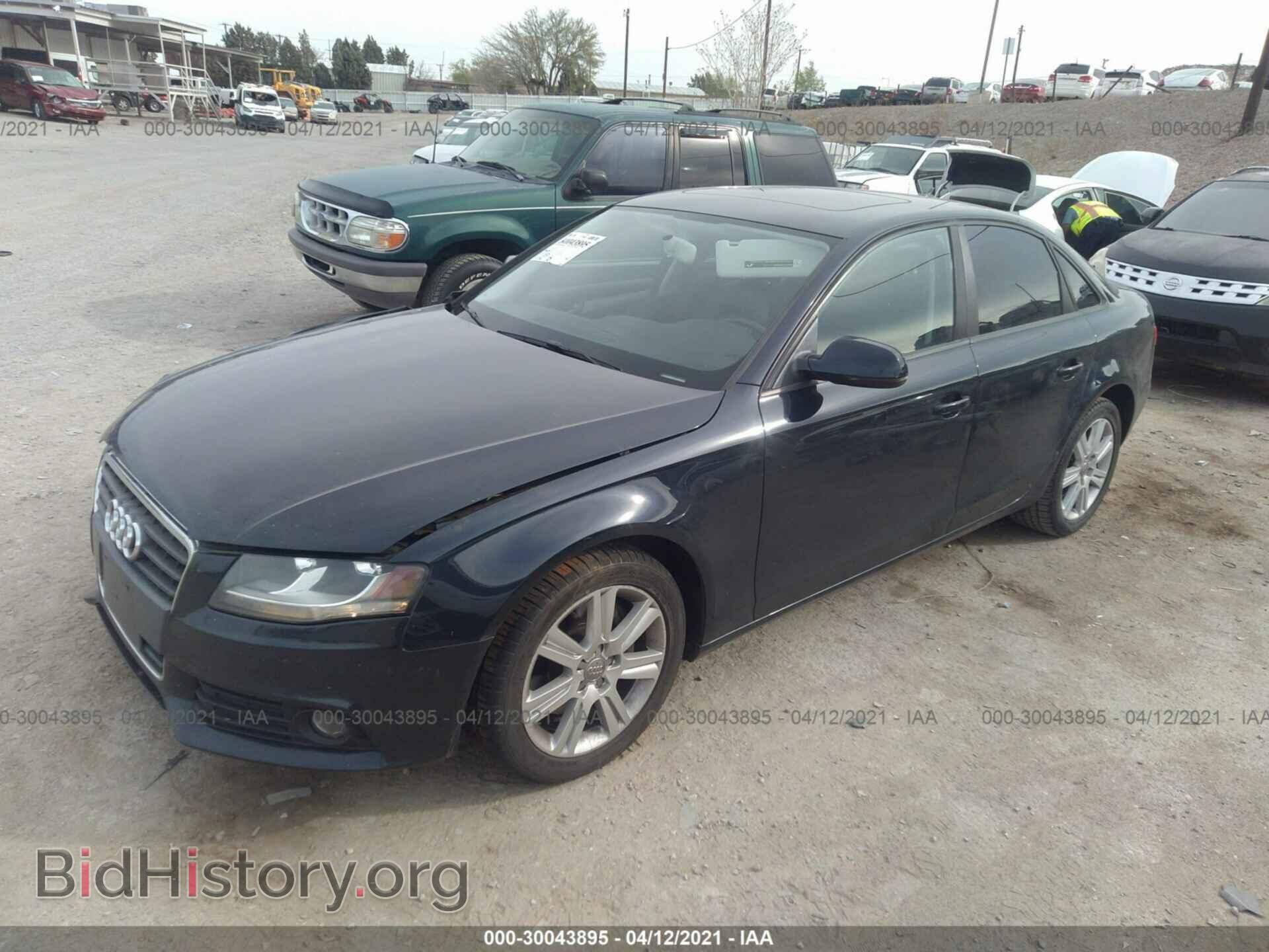 2011 AUDI A4 - VIN: WAUAFAFL3BN046550 - Фото 2