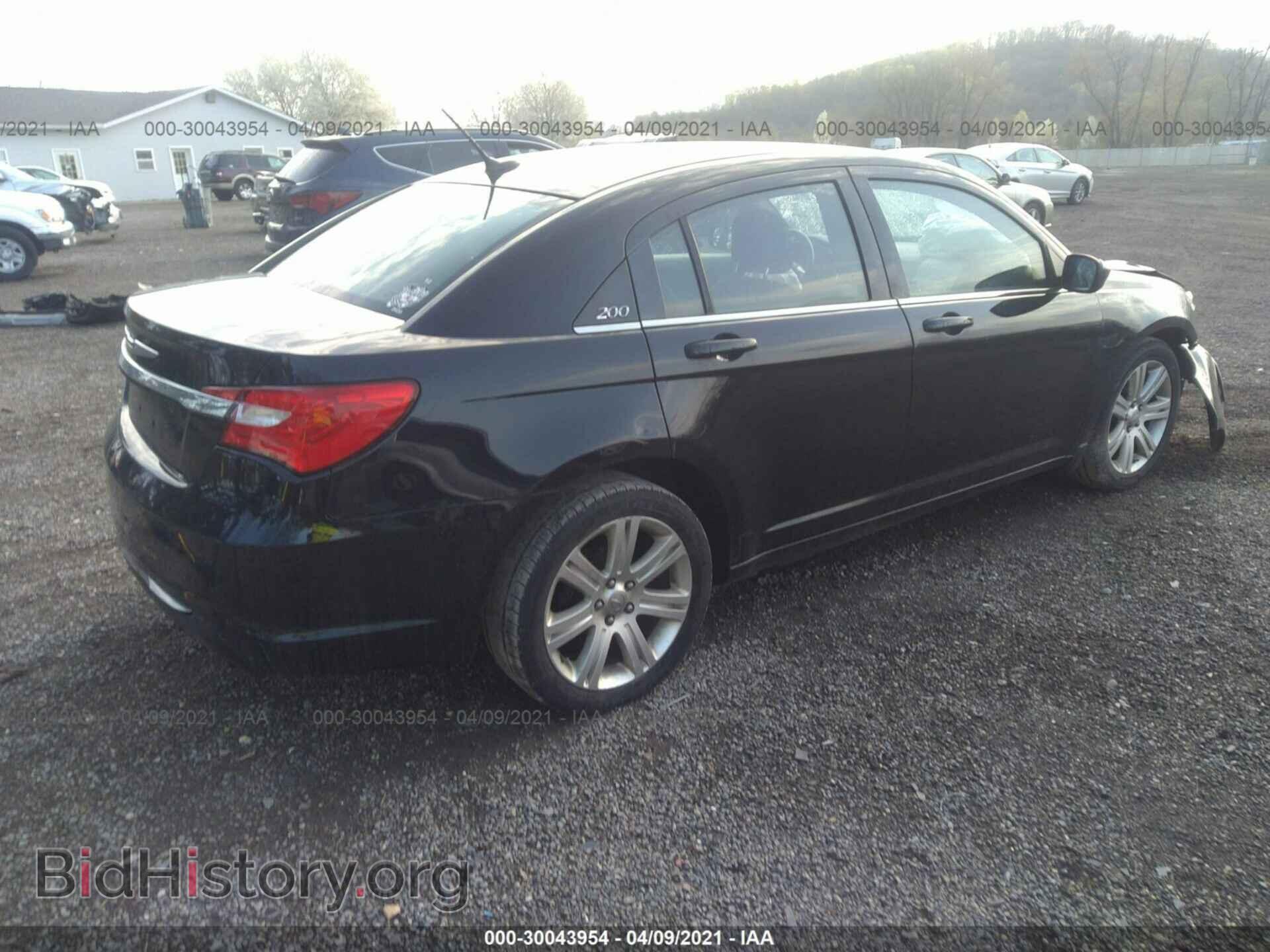 2012 CHRYSLER 200 - VIN: 1C3CCBBB3CN180830 - Фото 4
