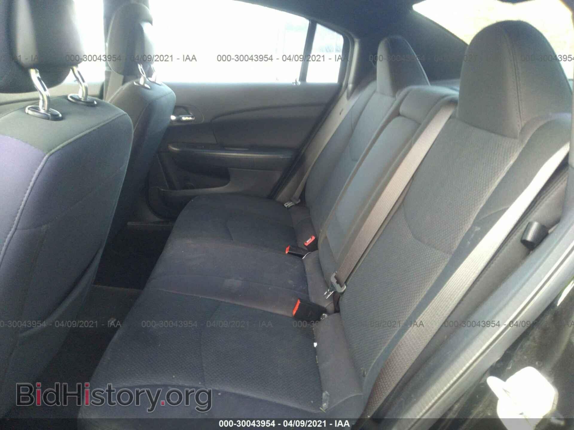 2012 CHRYSLER 200 - VIN: 1C3CCBBB3CN180830 - Фото 8