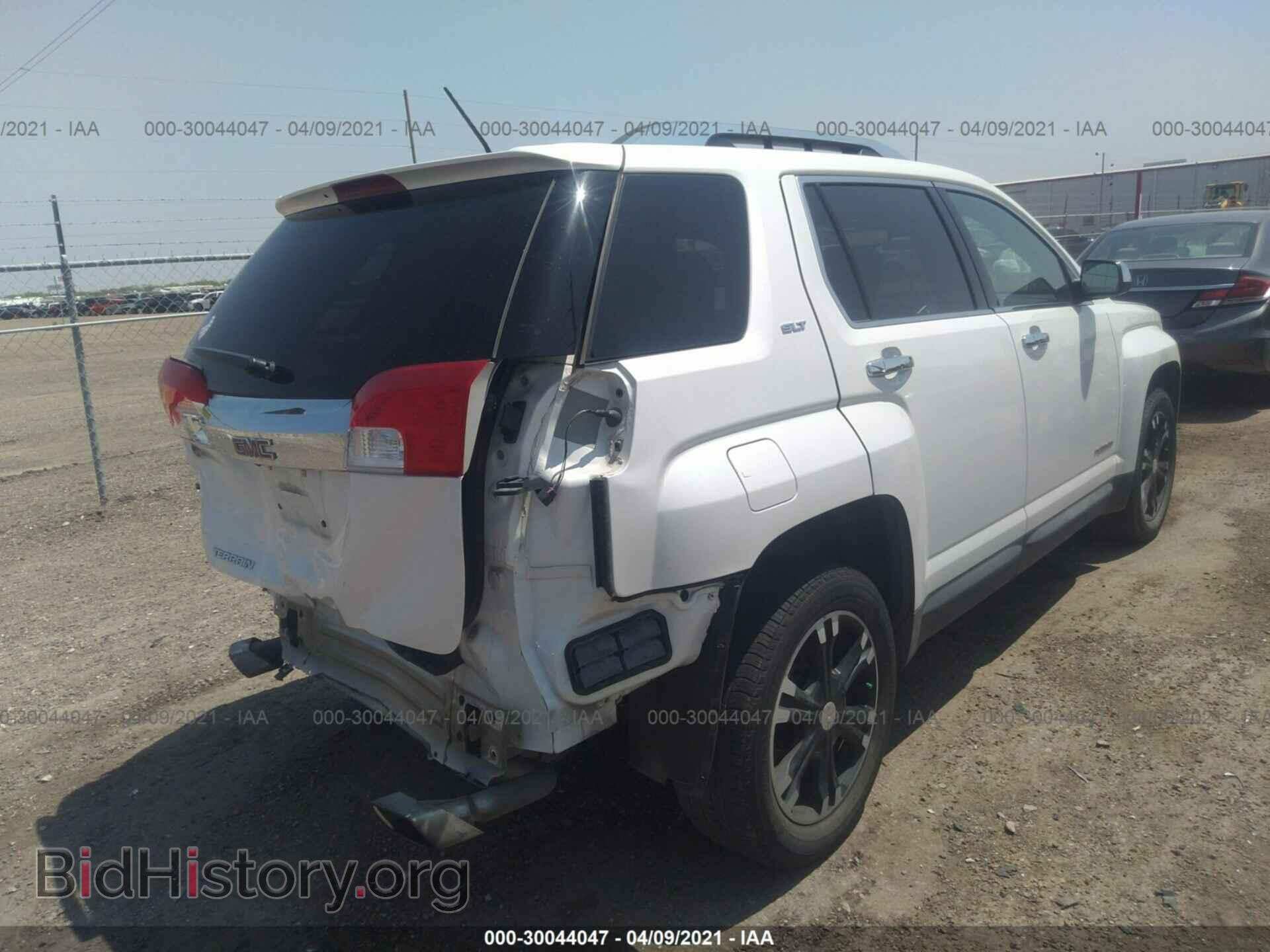 2017 GMC TERRAIN - VIN: 2GKFLPE33H6191210 - Photo 4