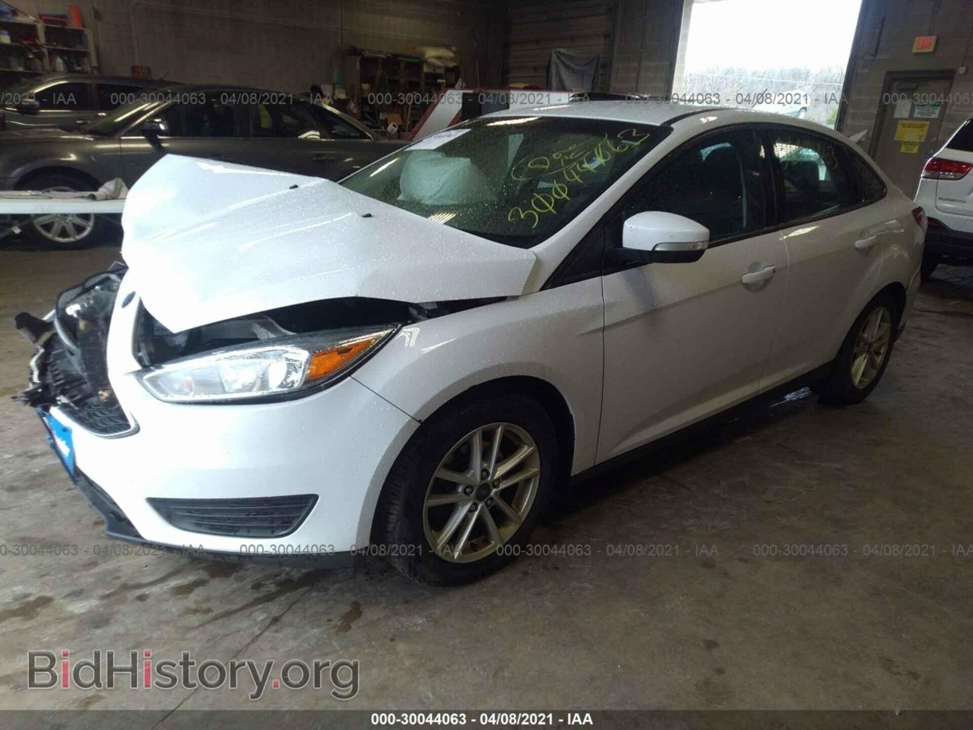2016 FORD FOCUS - VIN: 1FADP3F27GL294776 - Photo 2