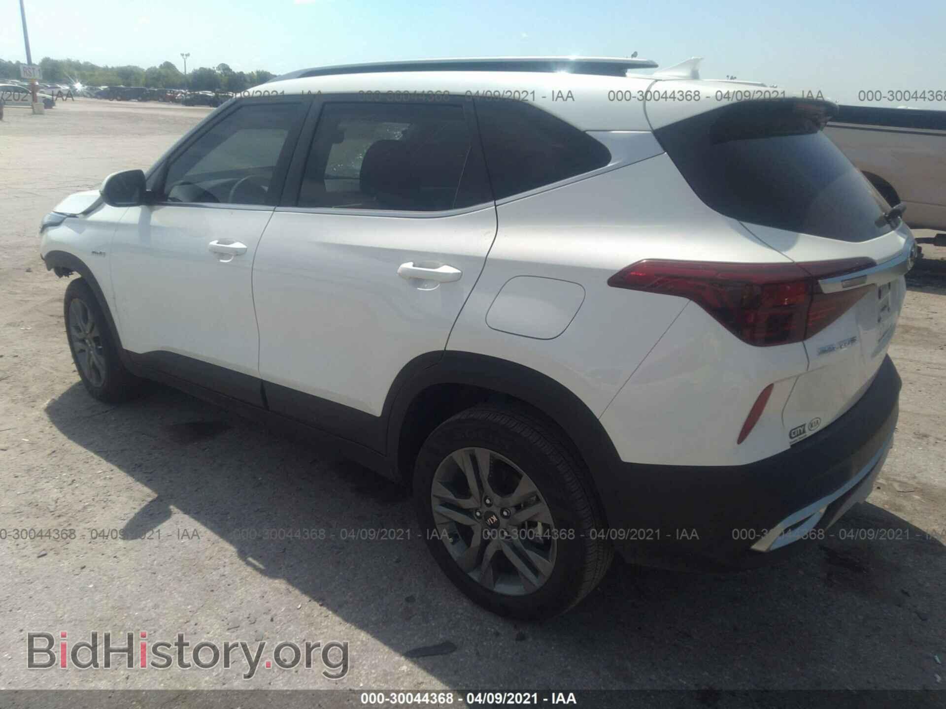 2021 KIA SELTOS - VIN: KNDEUCAA2M7068834 - Фото 3