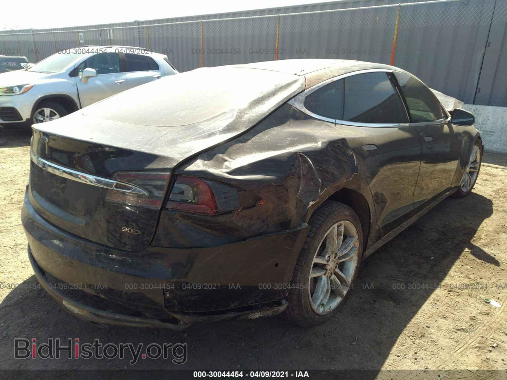 2015 TESLA MODEL S - VIN: 5YJSA1V21FF096169 - Photo 4