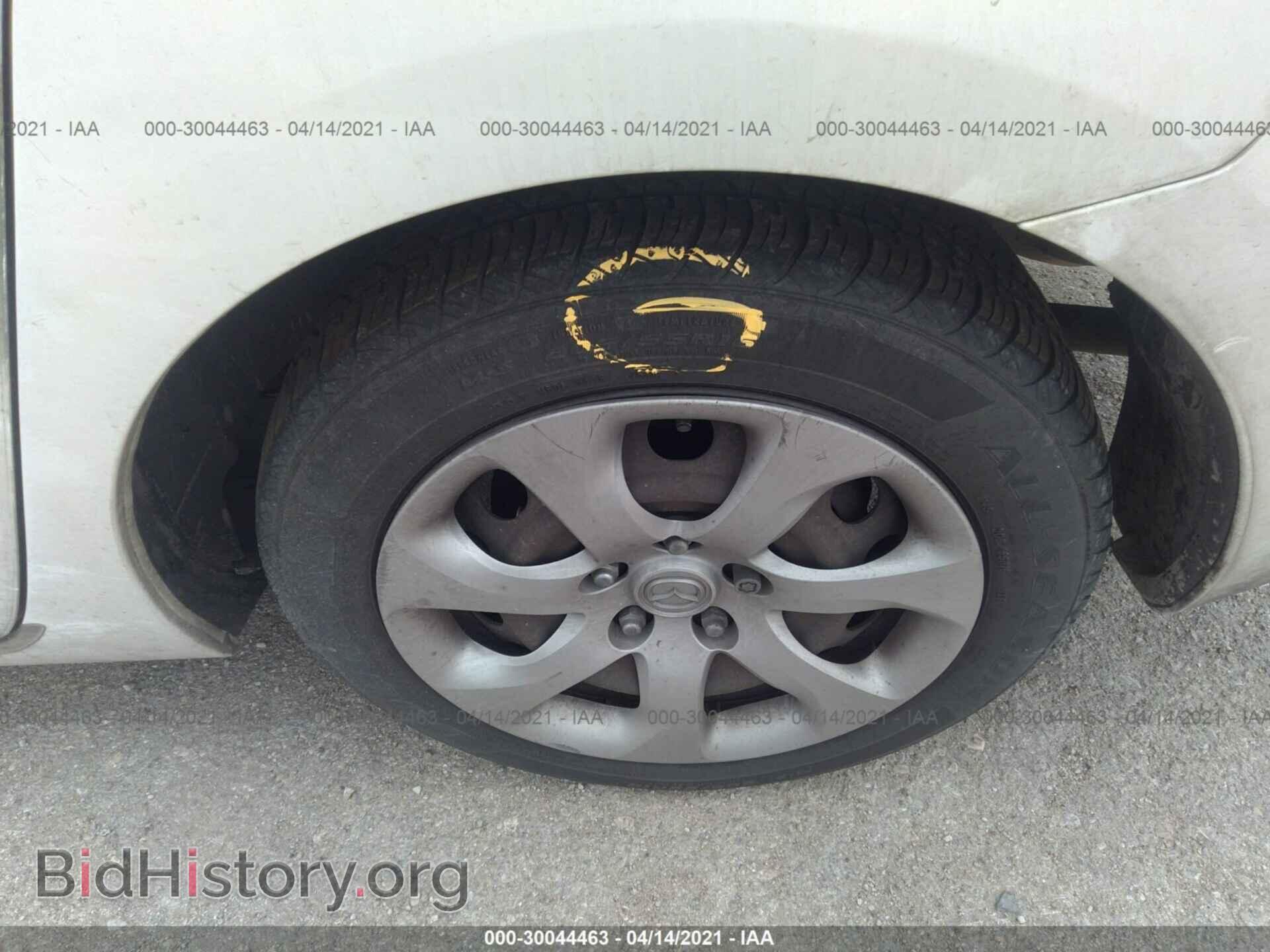 2013 MAZDA MAZDA3 - VIN: JM1BL1TF3D1821096 - Фото 13