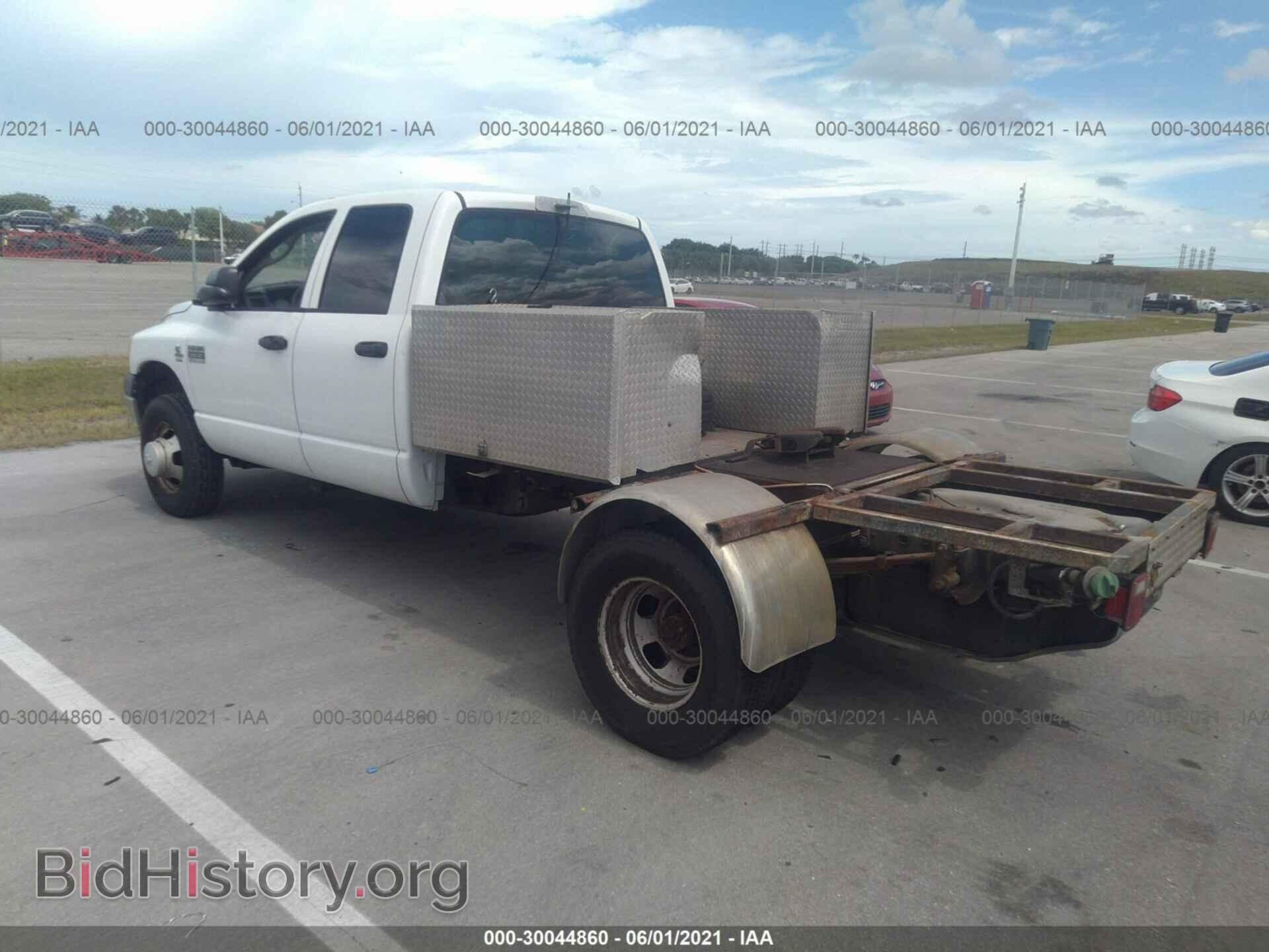 2007 DODGE RAM 3500 - VIN: 3D6WG48A27G768914 - Фото 3