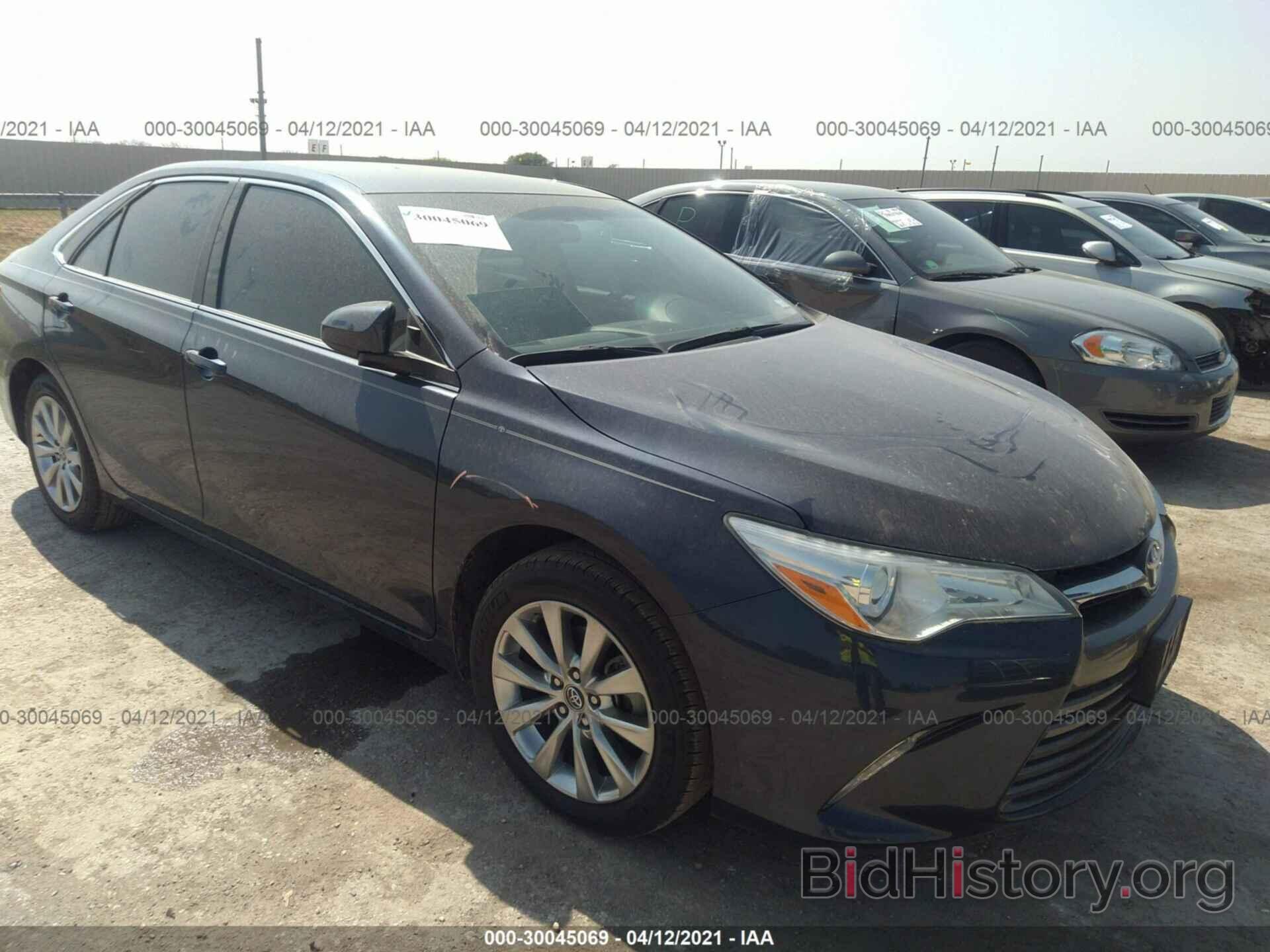 Photo 4T4BF1FK4FR516550 - TOYOTA CAMRY 2015