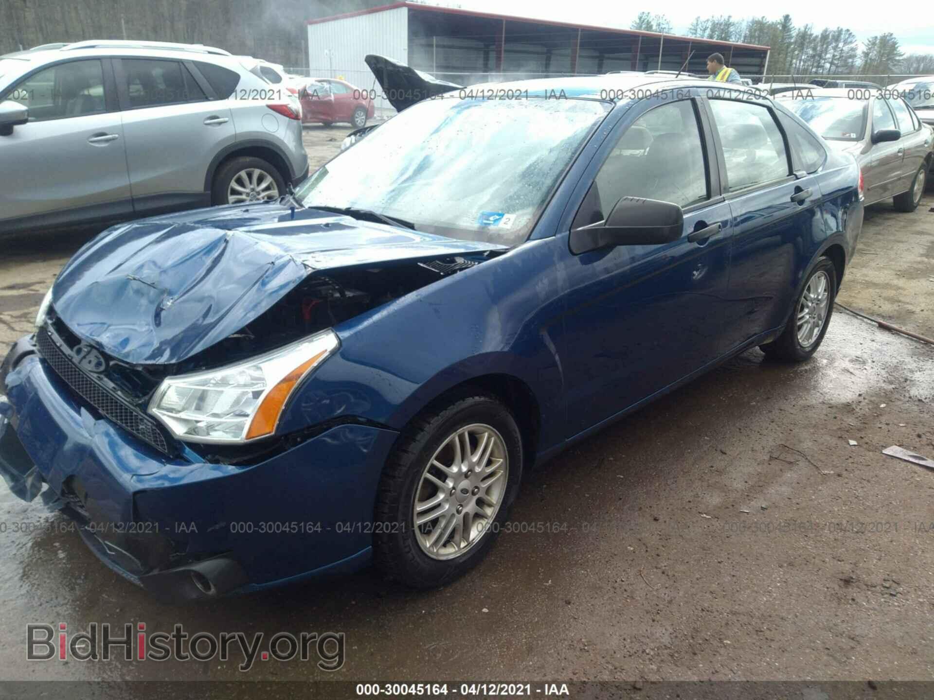 2009 FORD FOCUS - VIN: 1FAHP35NX9W130789 - Фото 2
