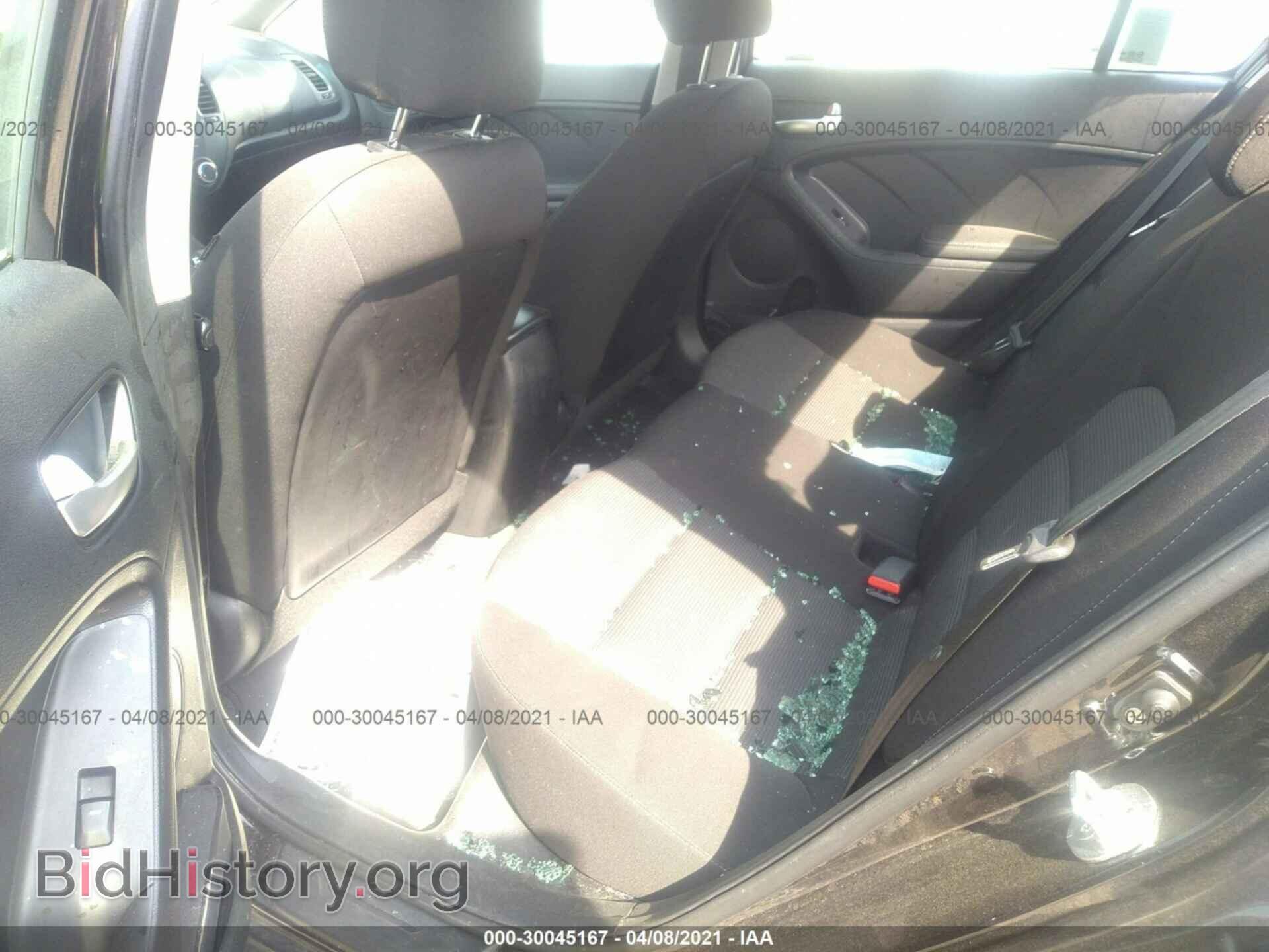 2017 KIA FORTE - VIN: 3KPFK4A74HE065296 - Photo 8