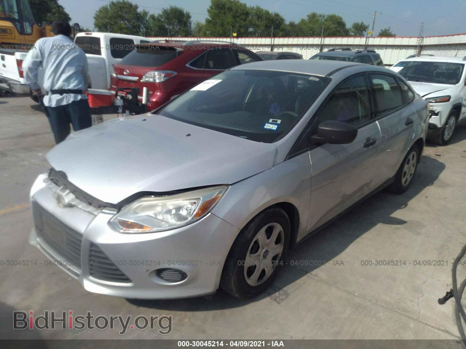 2012 FORD FOCUS - VIN: 1FAHP3E29CL435750 - Фото 2