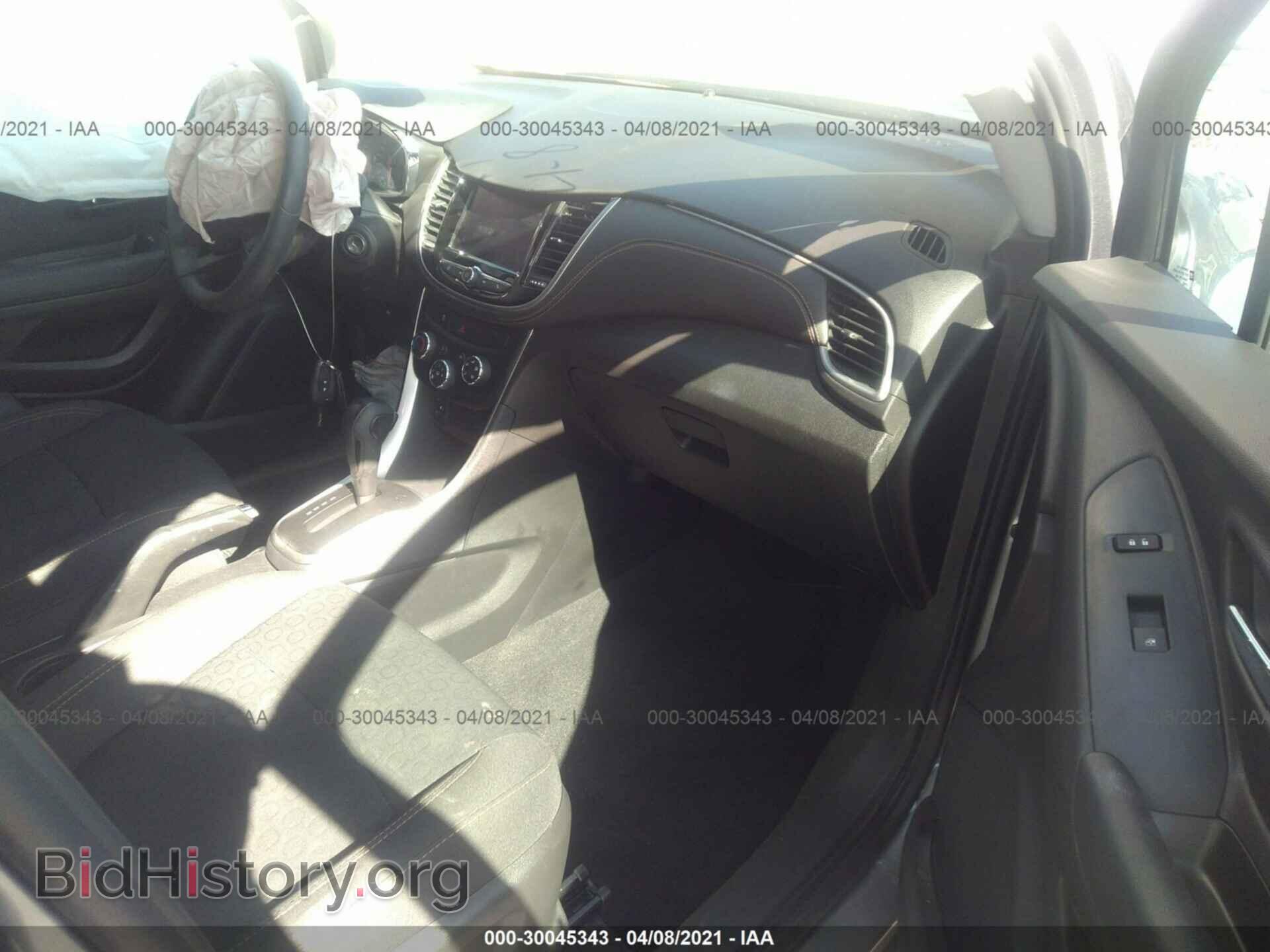 2020 CHEVROLET TRAX - VIN: 3GNCJKSBXLL276964 - Фото 5
