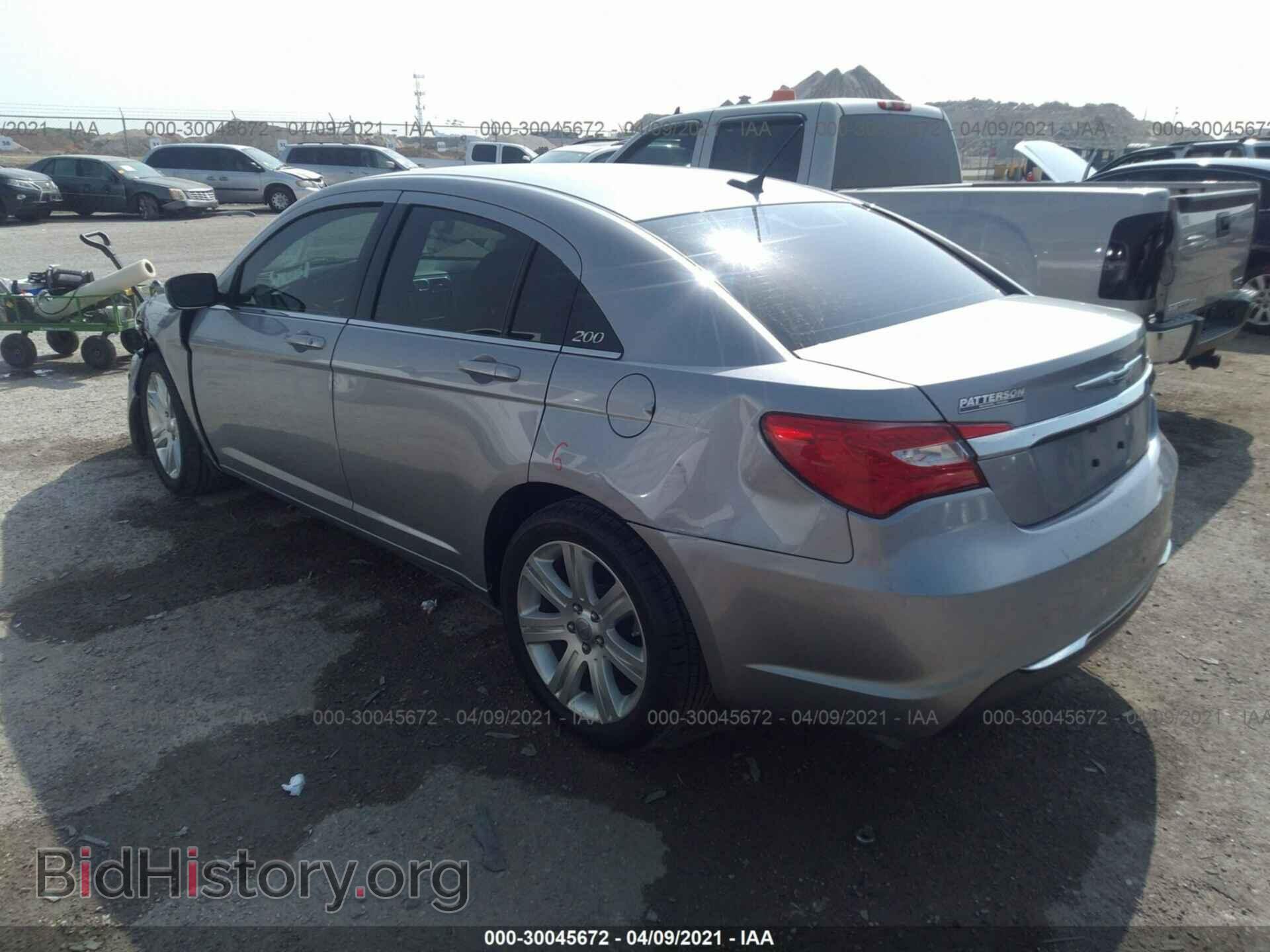 2014 CHRYSLER 200 - VIN: 1C3CCBBB3EN185142 - Фото 3