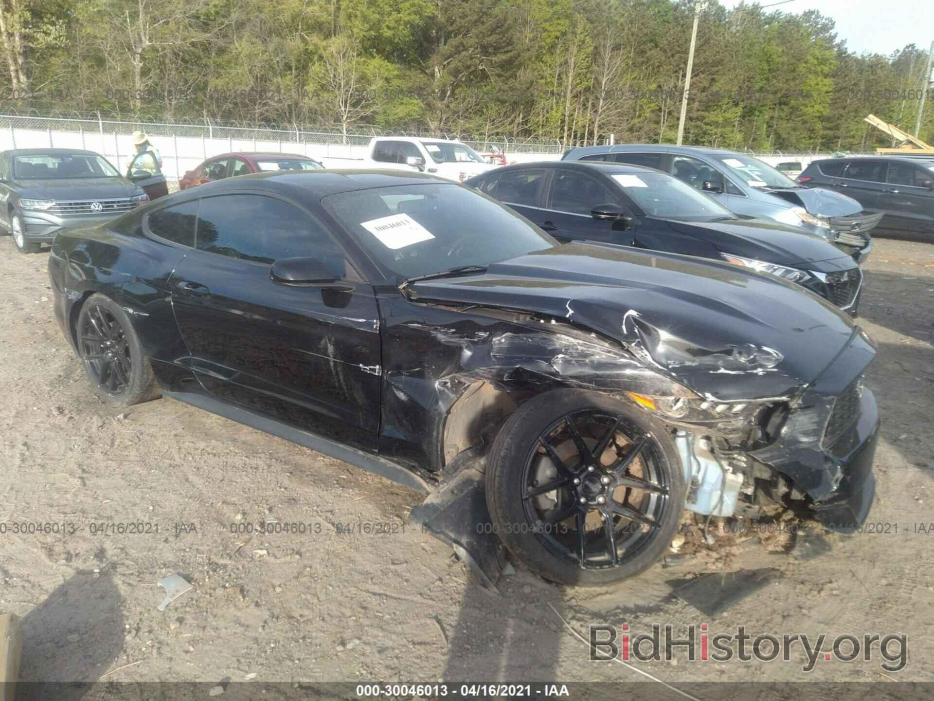 Photo 1FA6P8AM6F5348148 - FORD MUSTANG 2015