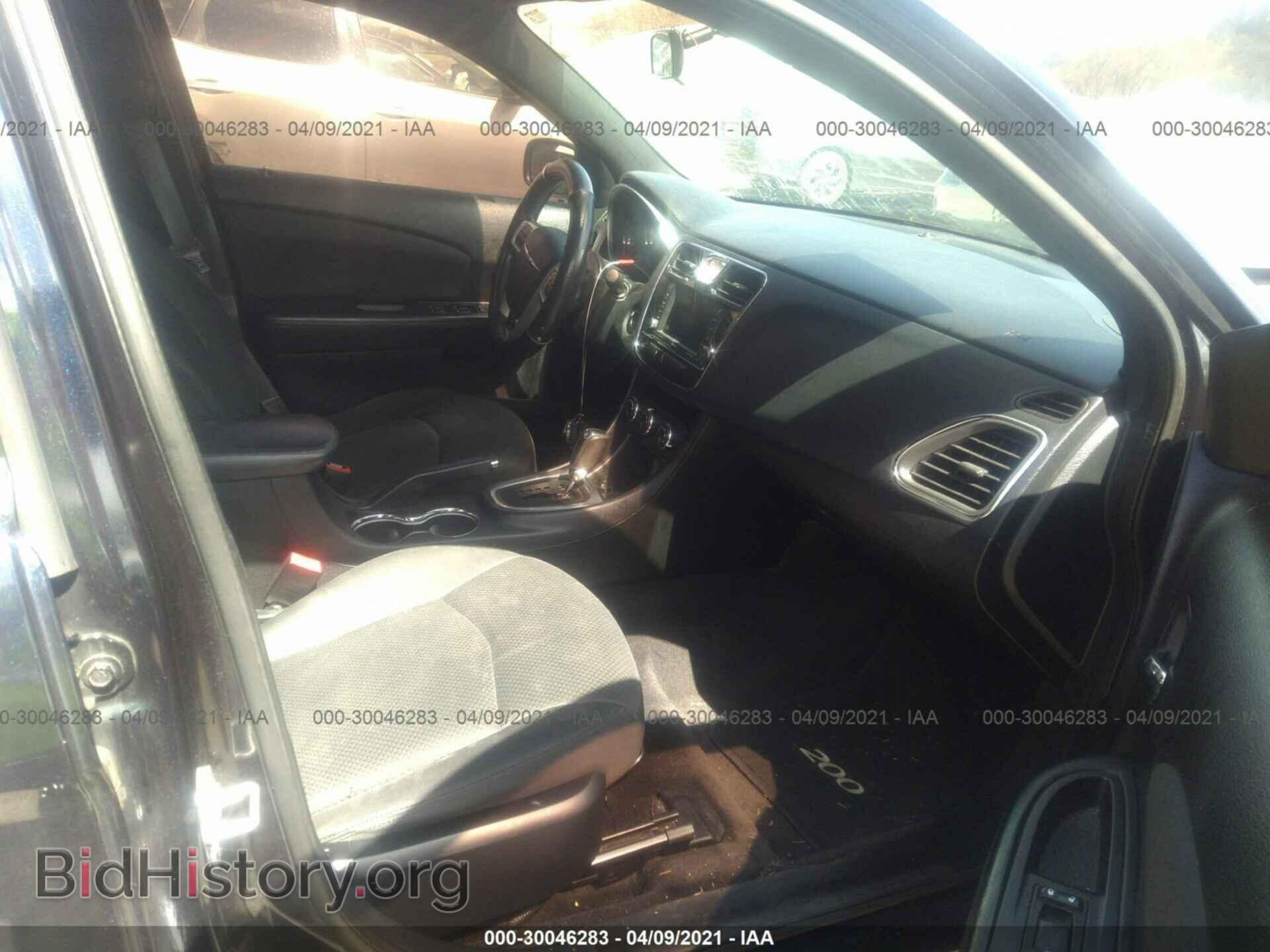 2011 CHRYSLER 200 - VIN: 1C3BC1FB1BN527957 - Фото 5