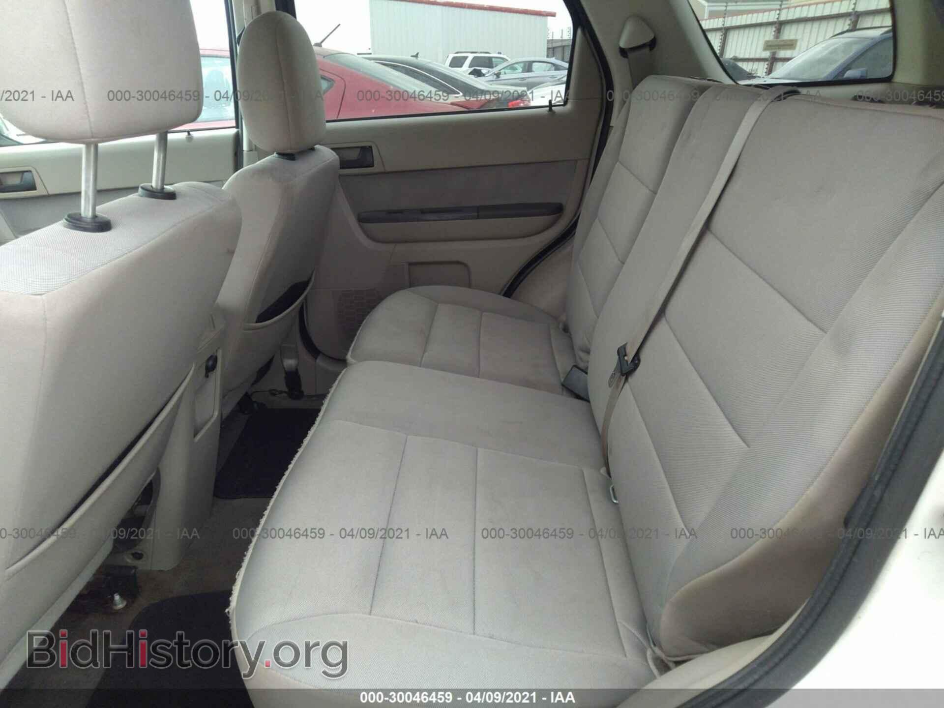 2011 FORD ESCAPE - VIN: 1FMCU0DG9BKA68986 - Photo 8