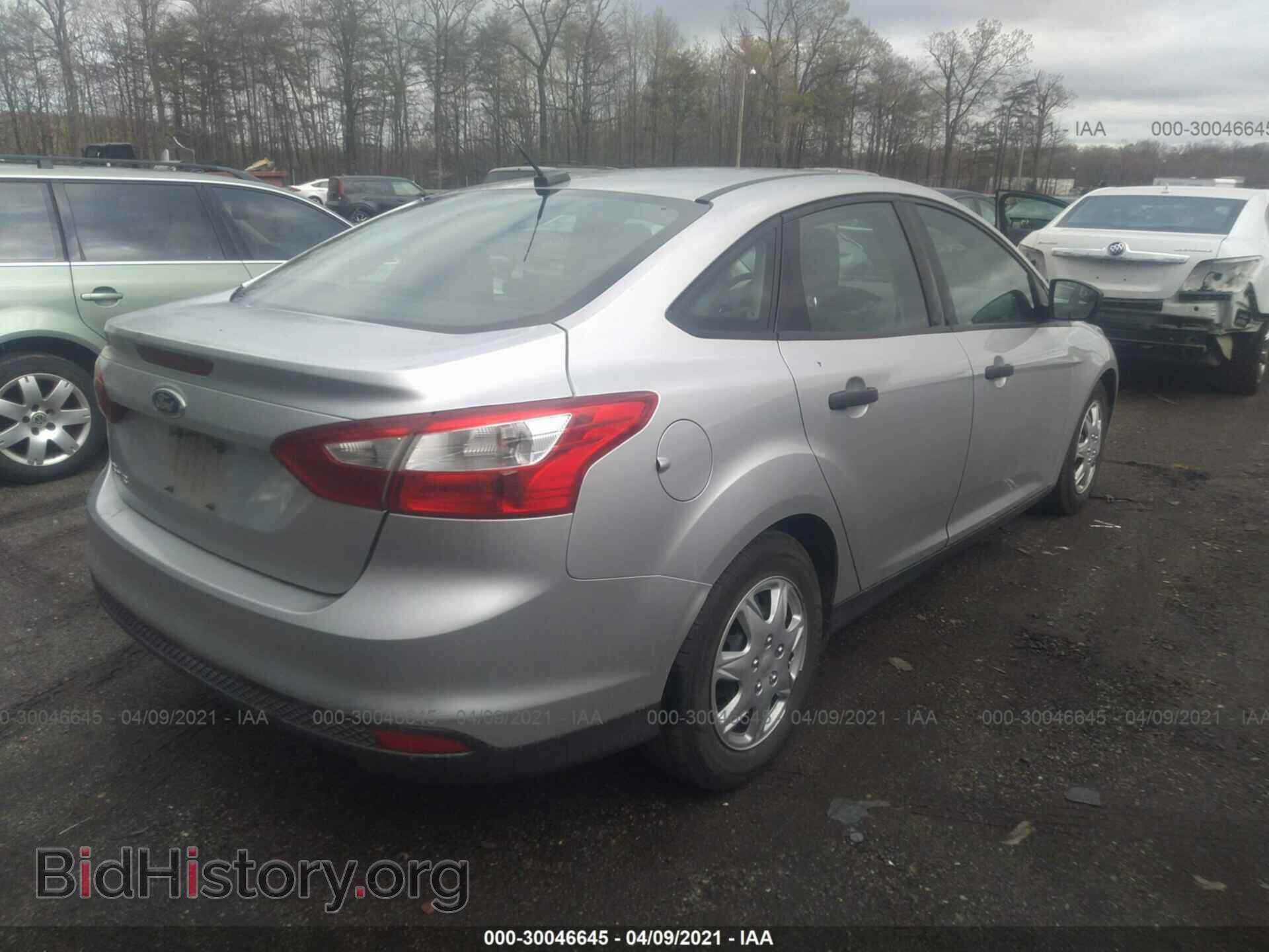 2012 FORD FOCUS - VIN: 1FAHP3E28CL271102 - Photo 4
