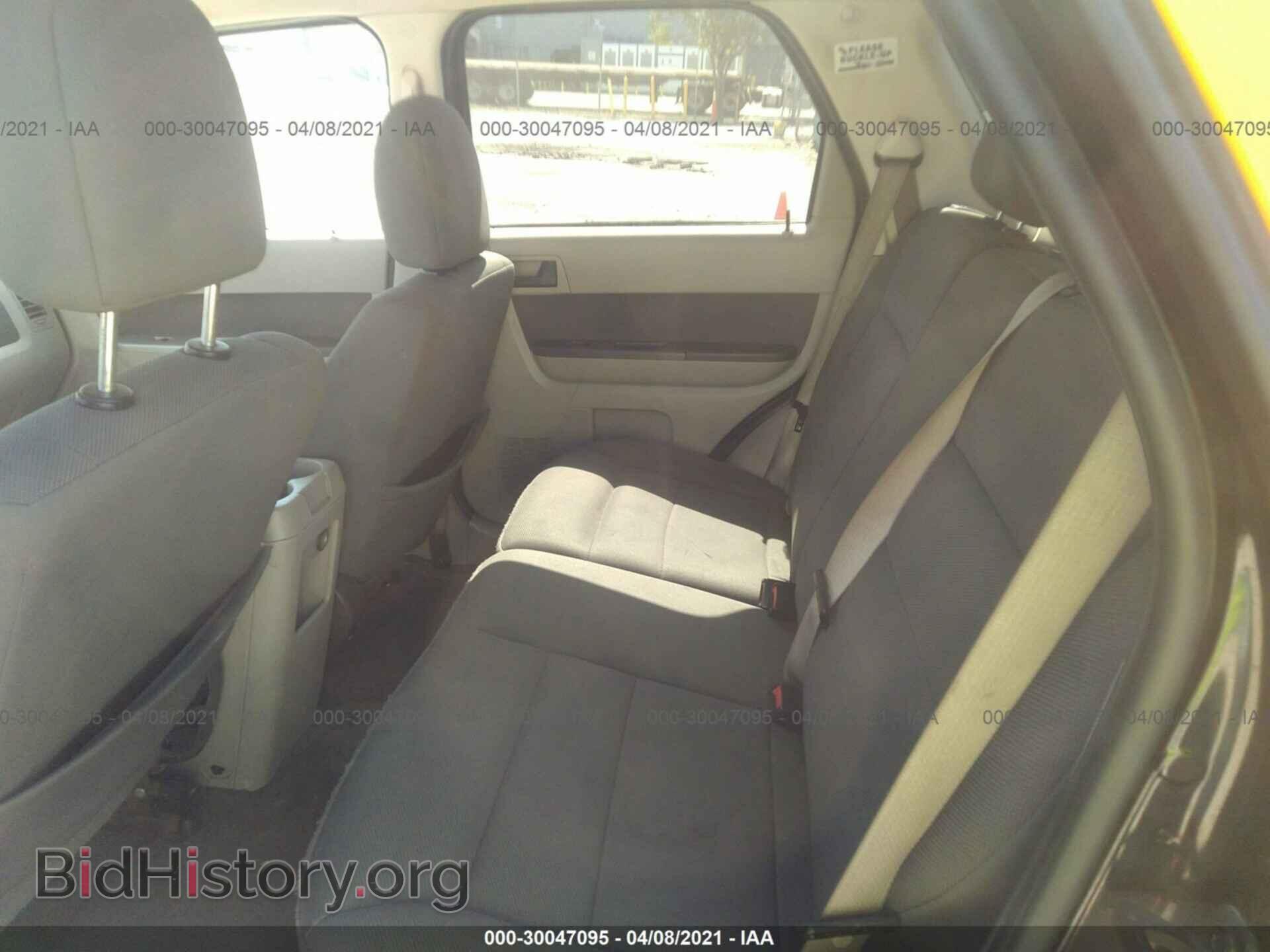 2009 FORD ESCAPE - VIN: 1FMCU49309KD10877 - Фото 8
