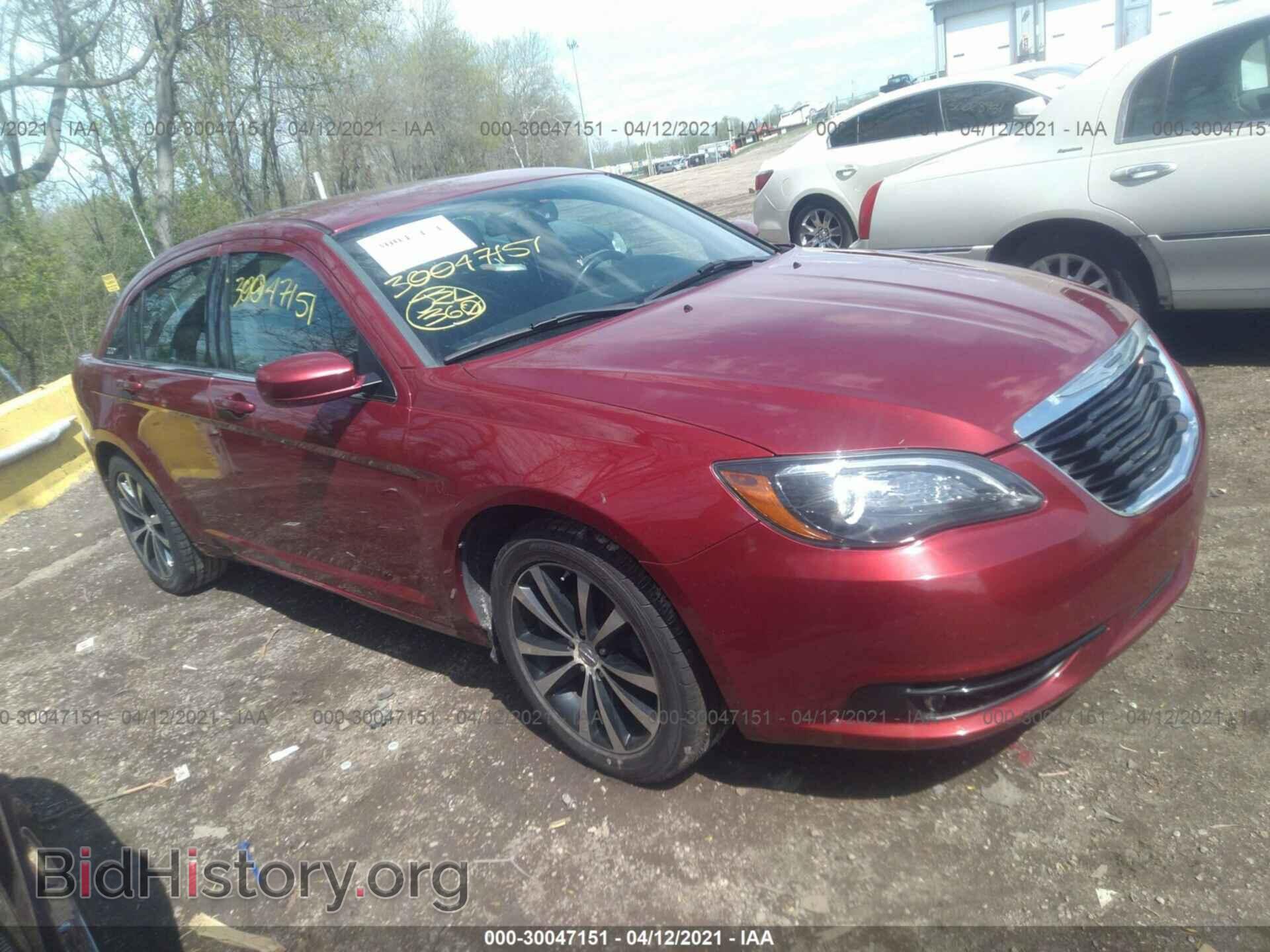 Фотография 1C3CCBBG8DN716765 - CHRYSLER 200 2013