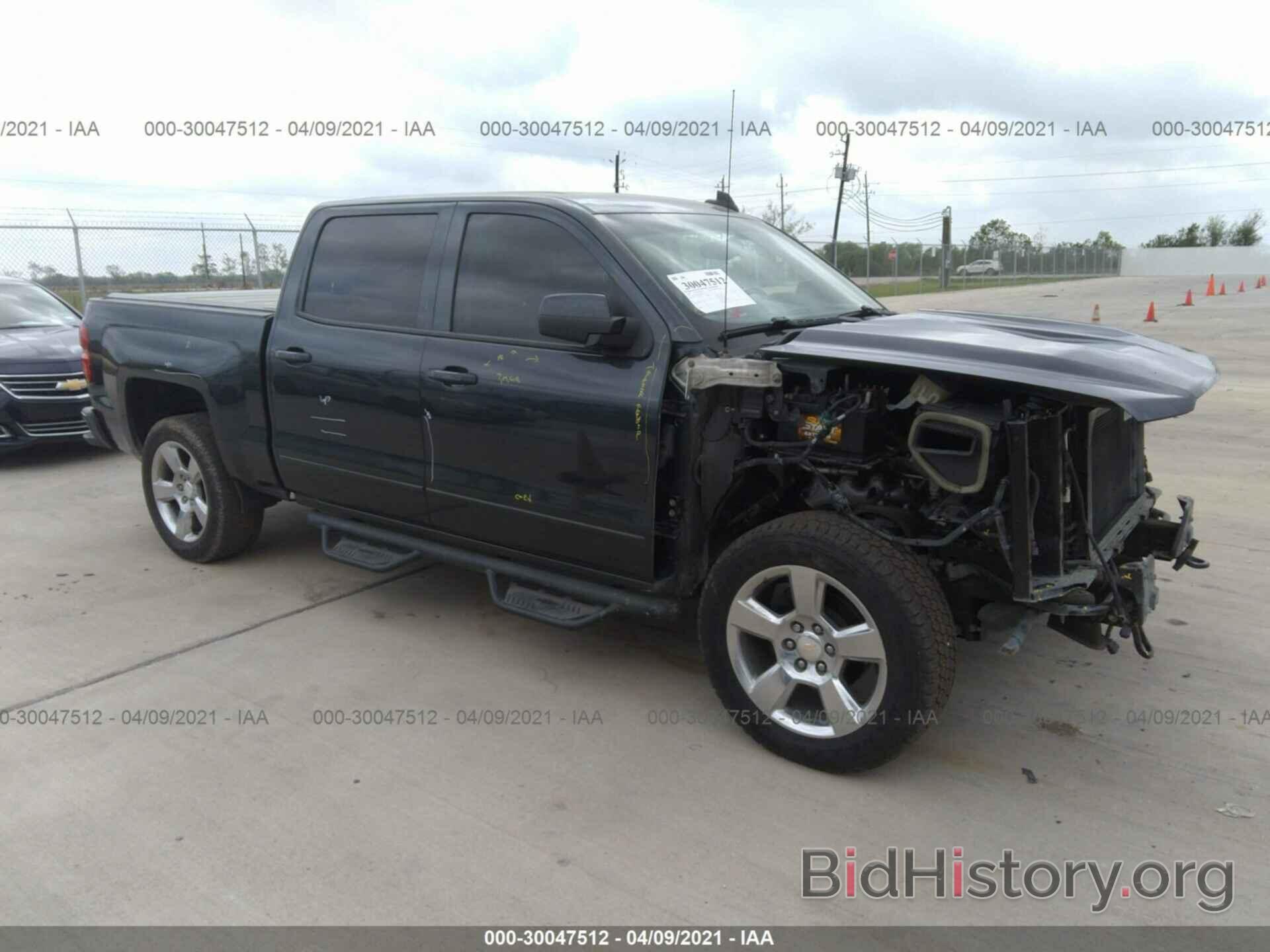 Photo 3GCUKREC2JG439037 - CHEVROLET SILVERADO 1500 2018