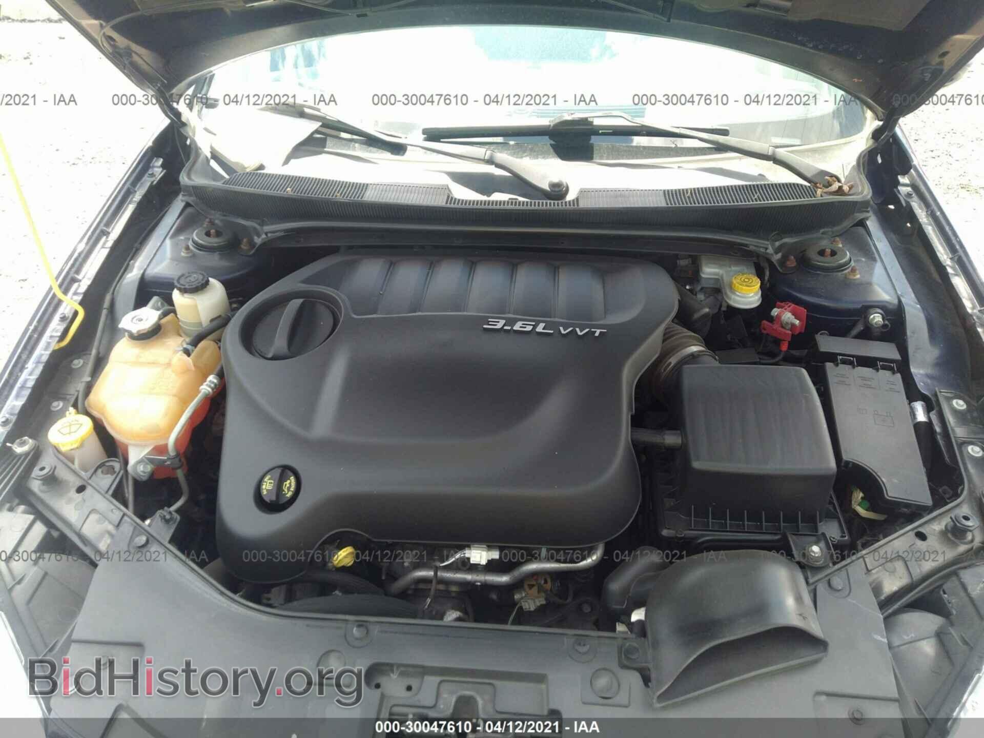2013 CHRYSLER 200 - VIN: 1C3CCBBG2DN703381 - Photo 10