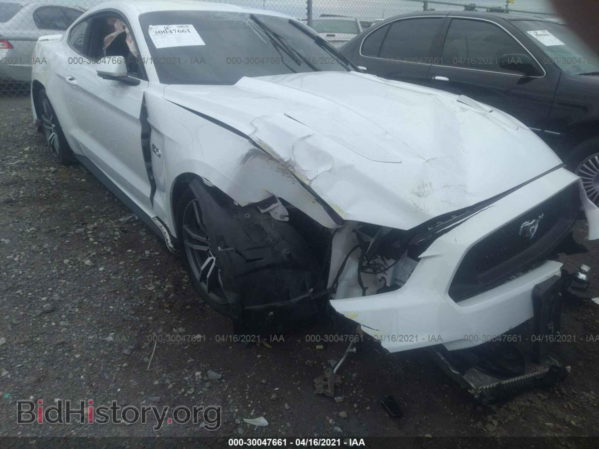 Photo 1FA6P8CF5H5250780 - FORD MUSTANG 2017