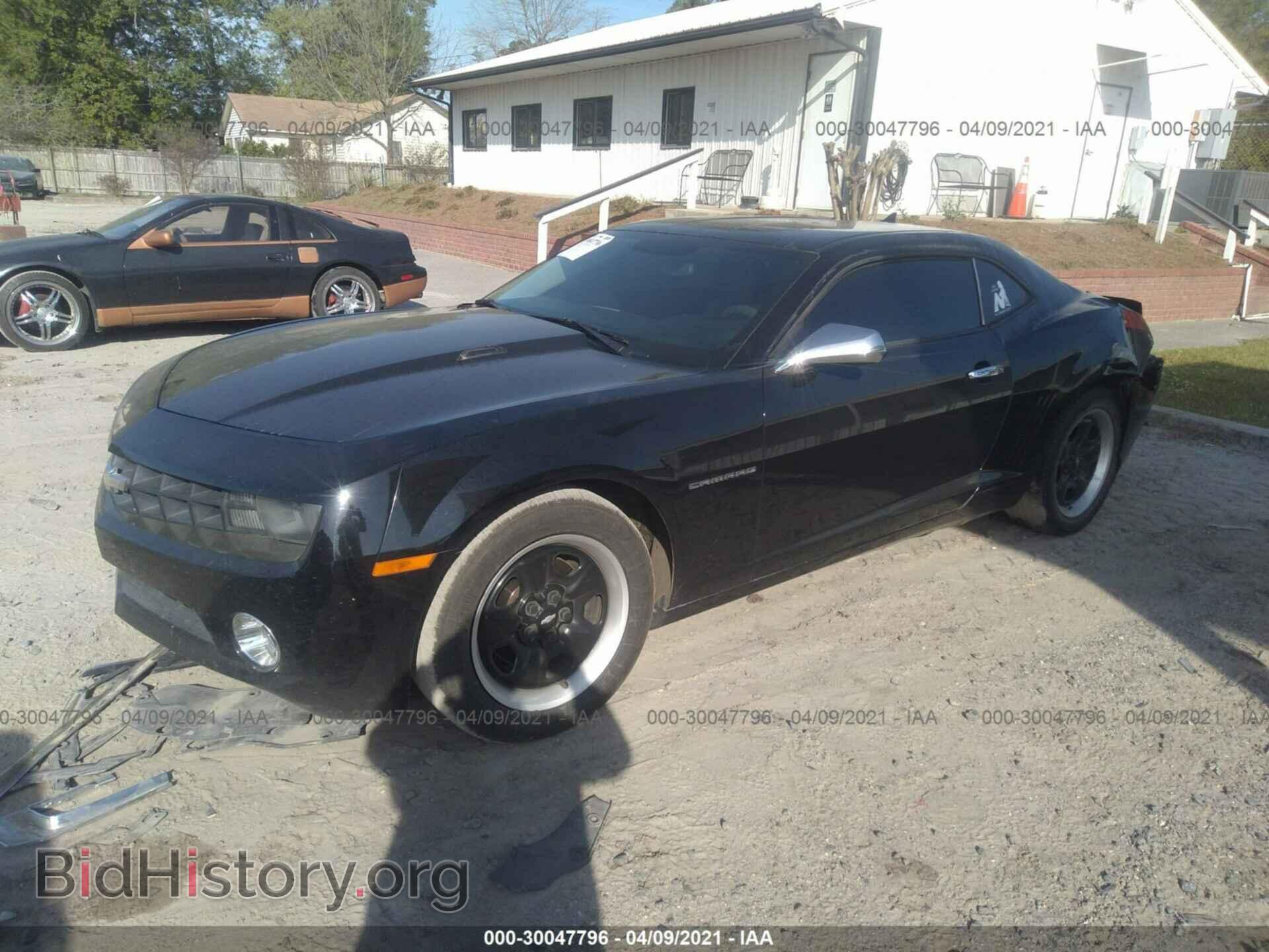 2011 CHEVROLET CAMARO - VIN: 2G1FA1ED2B9150458 - Фото 2
