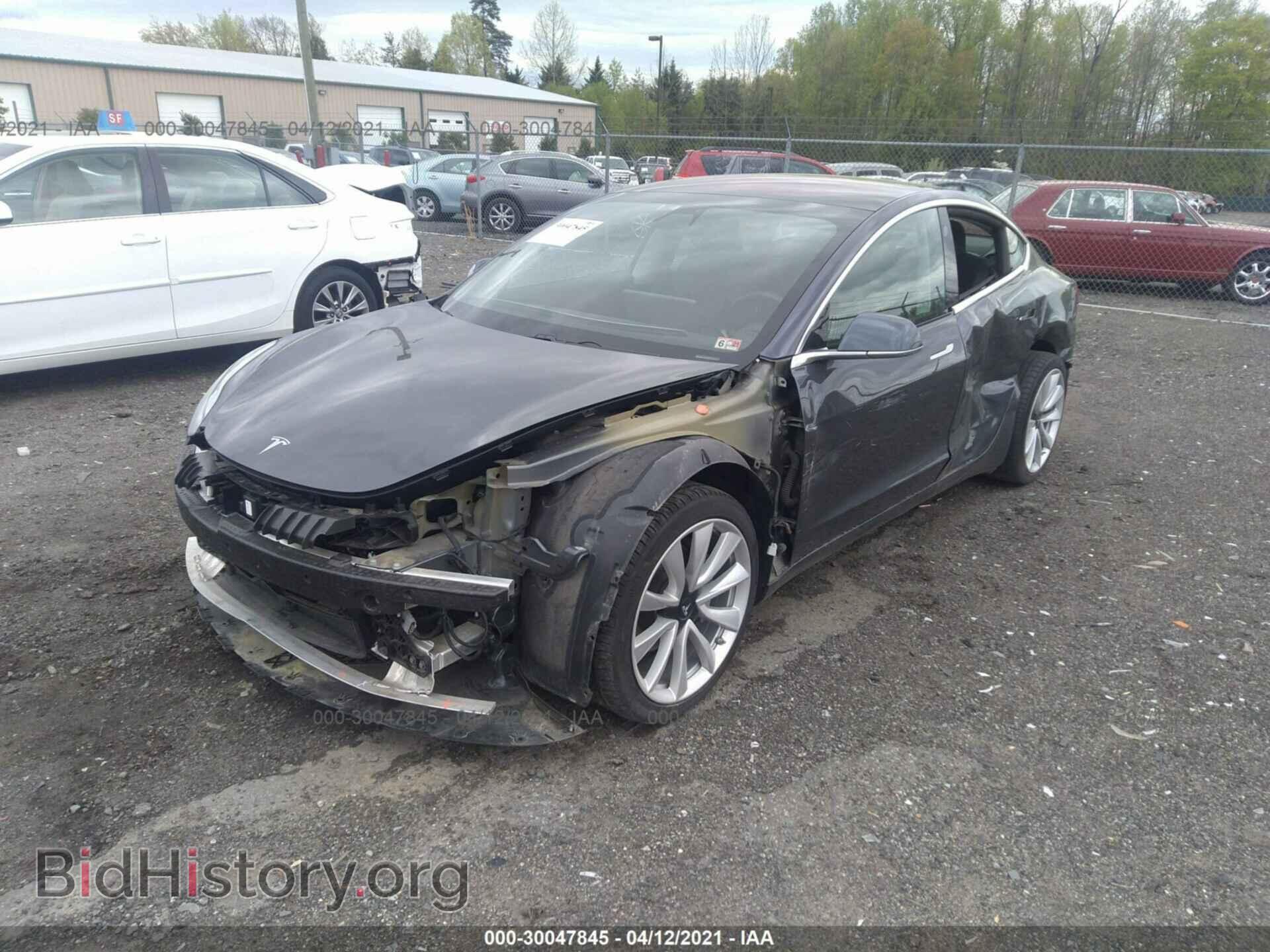 2019 TESLA MODEL 3 - VIN: 5YJ3E1EB7KF389075 - Photo 2