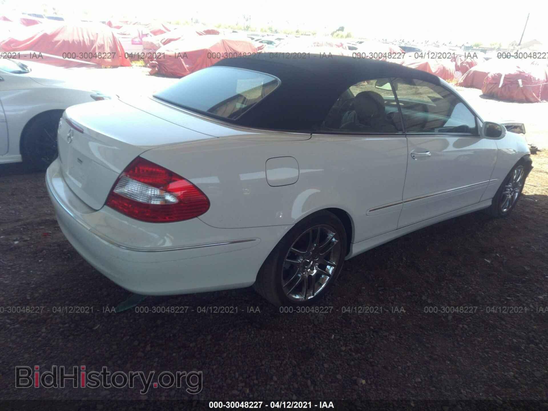 2009 MERCEDES-BENZ CLK-CLASS - VIN: WDBTK56F69F262193 - Фото 4