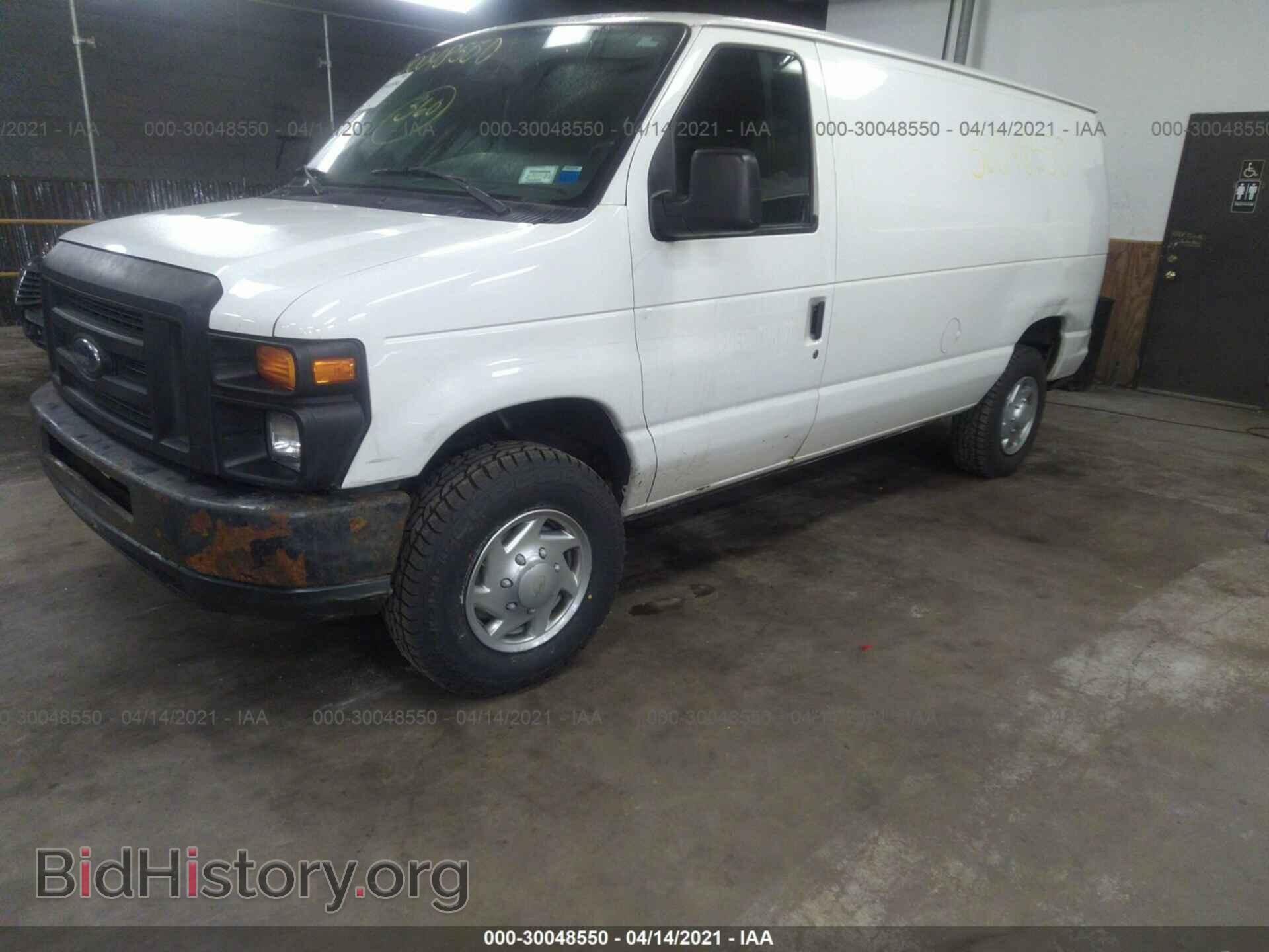 2010 FORD ECONOLINE CARGO VAN - VIN: 1FTNE2EW0ADA02177 - Фото 2