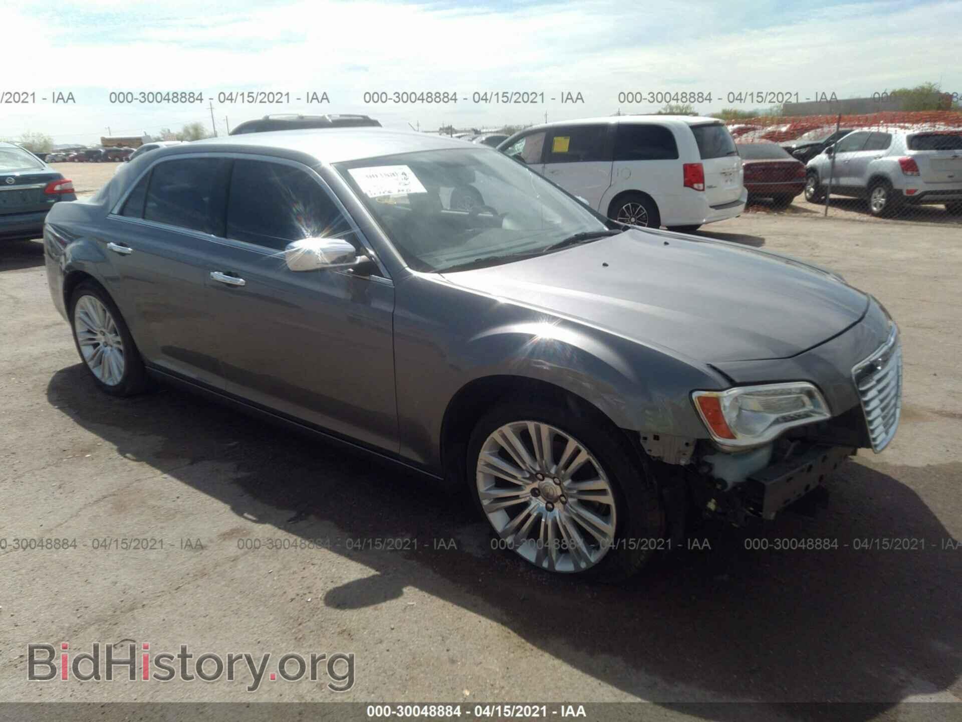 Photo 2C3CA5CG7BH579751 - CHRYSLER 300 2011