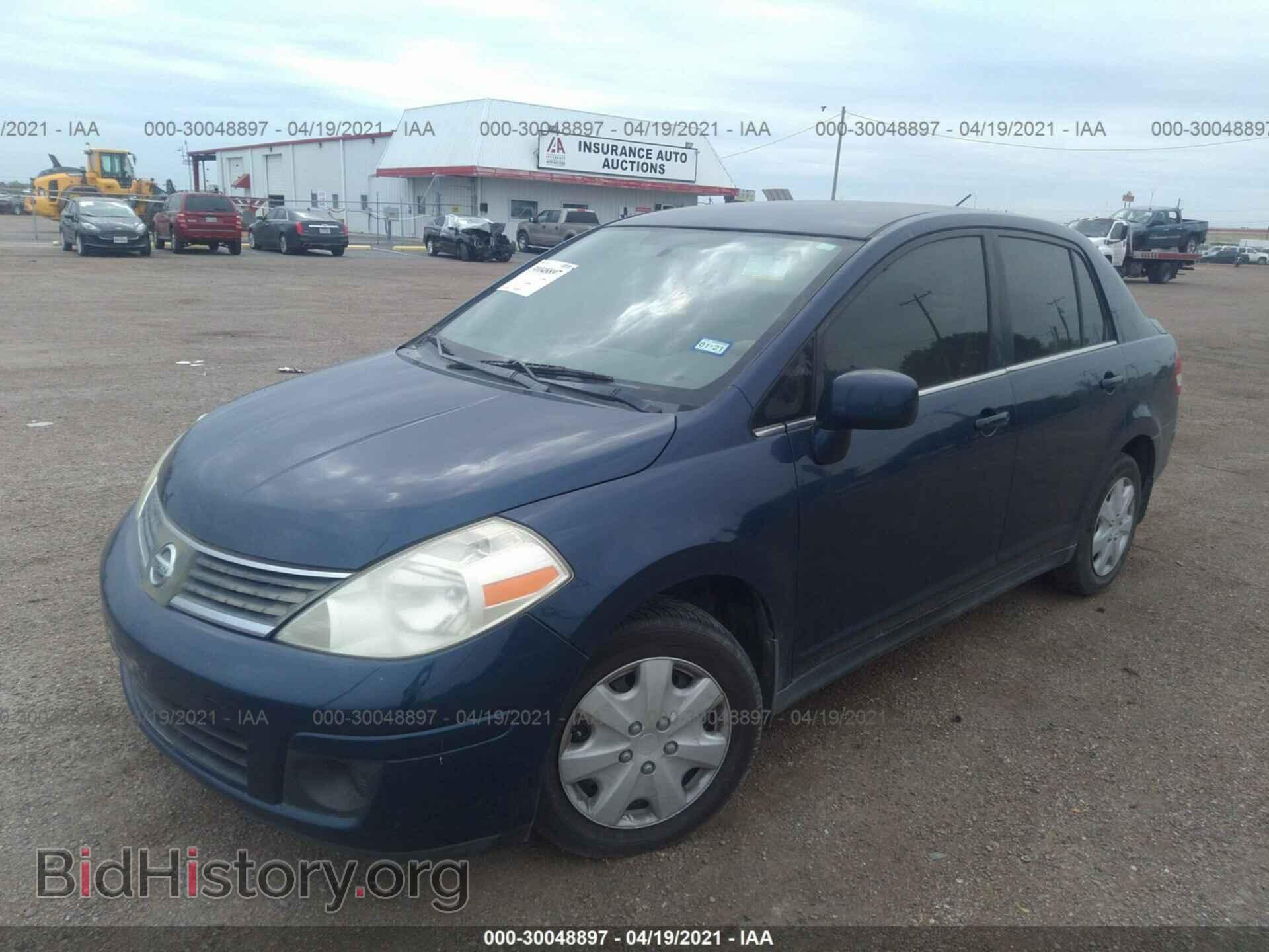 2008 NISSAN VERSA - VIN: 3N1BC11E48L429627 - Фото 2