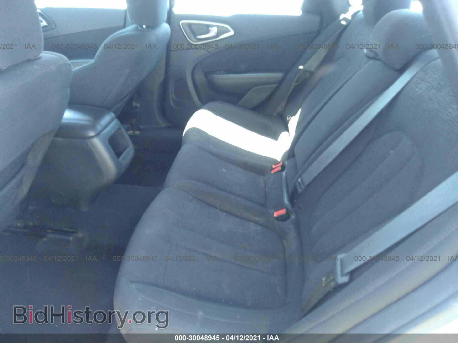 2015 CHRYSLER 200 - VIN: 1C3CCCAB4FN621781 - Фото 8
