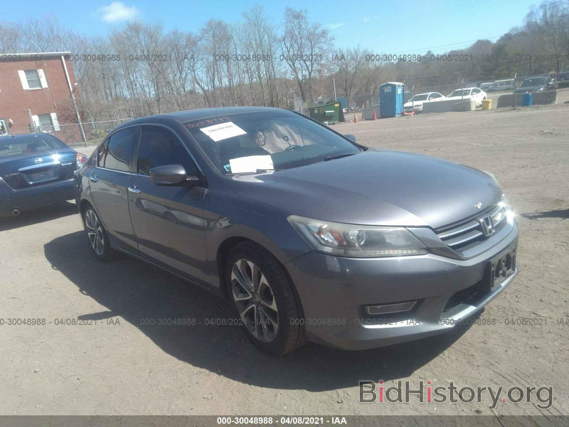 Photo 1HGCR2F55DA132853 - HONDA ACCORD SDN 2013