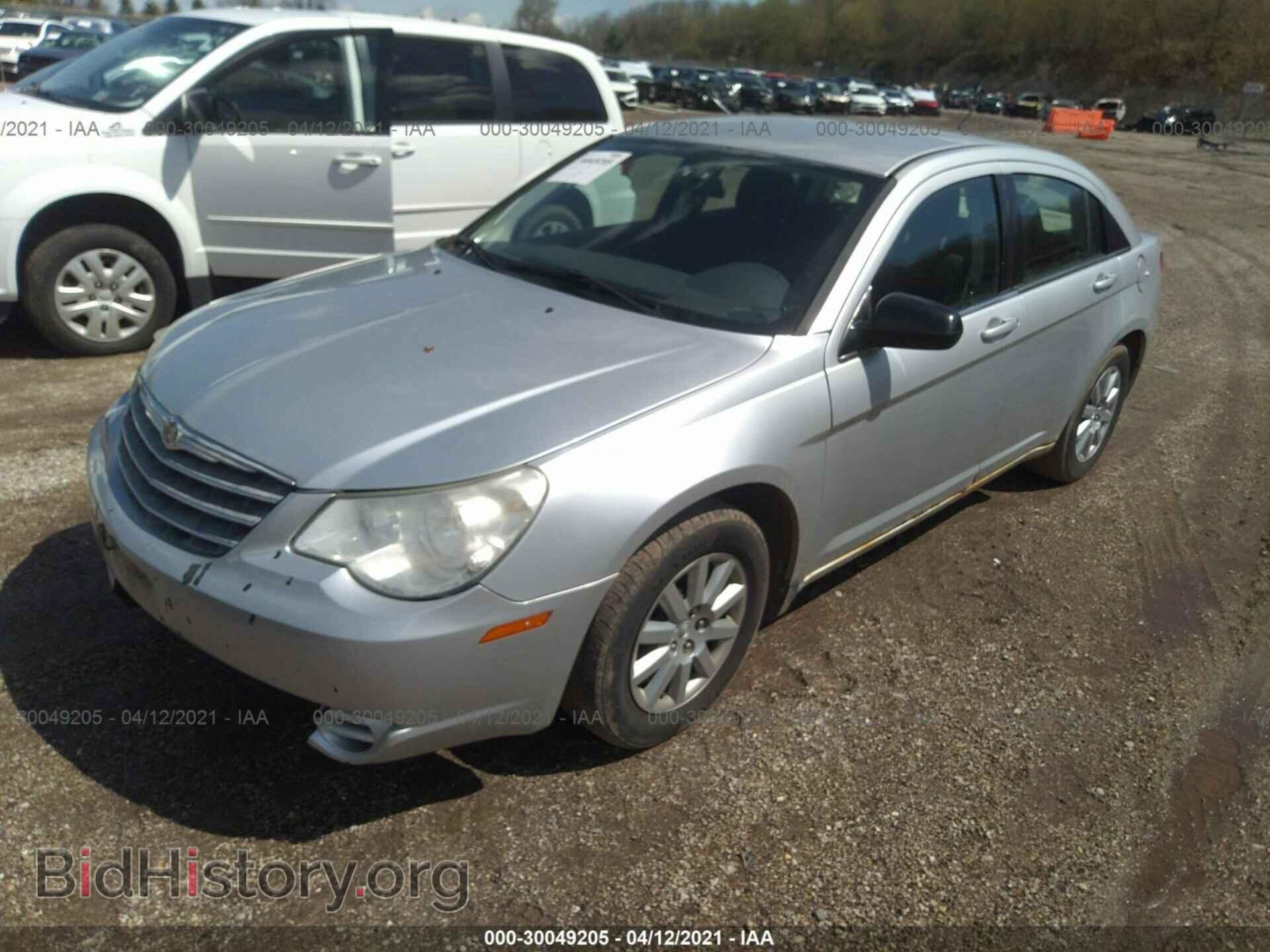 2010 CHRYSLER SEBRING - VIN: 1C3CC4FB0AN140420 - Фото 2