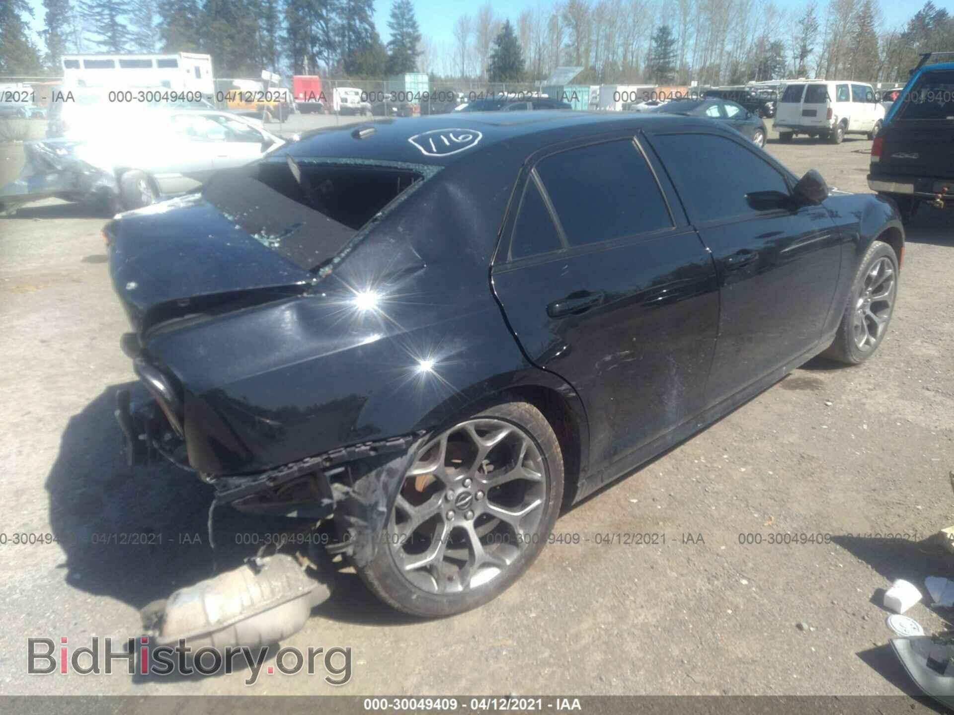 2017 CHRYSLER 300 - VIN: 2C3CCABG8HH587984 - Фото 4