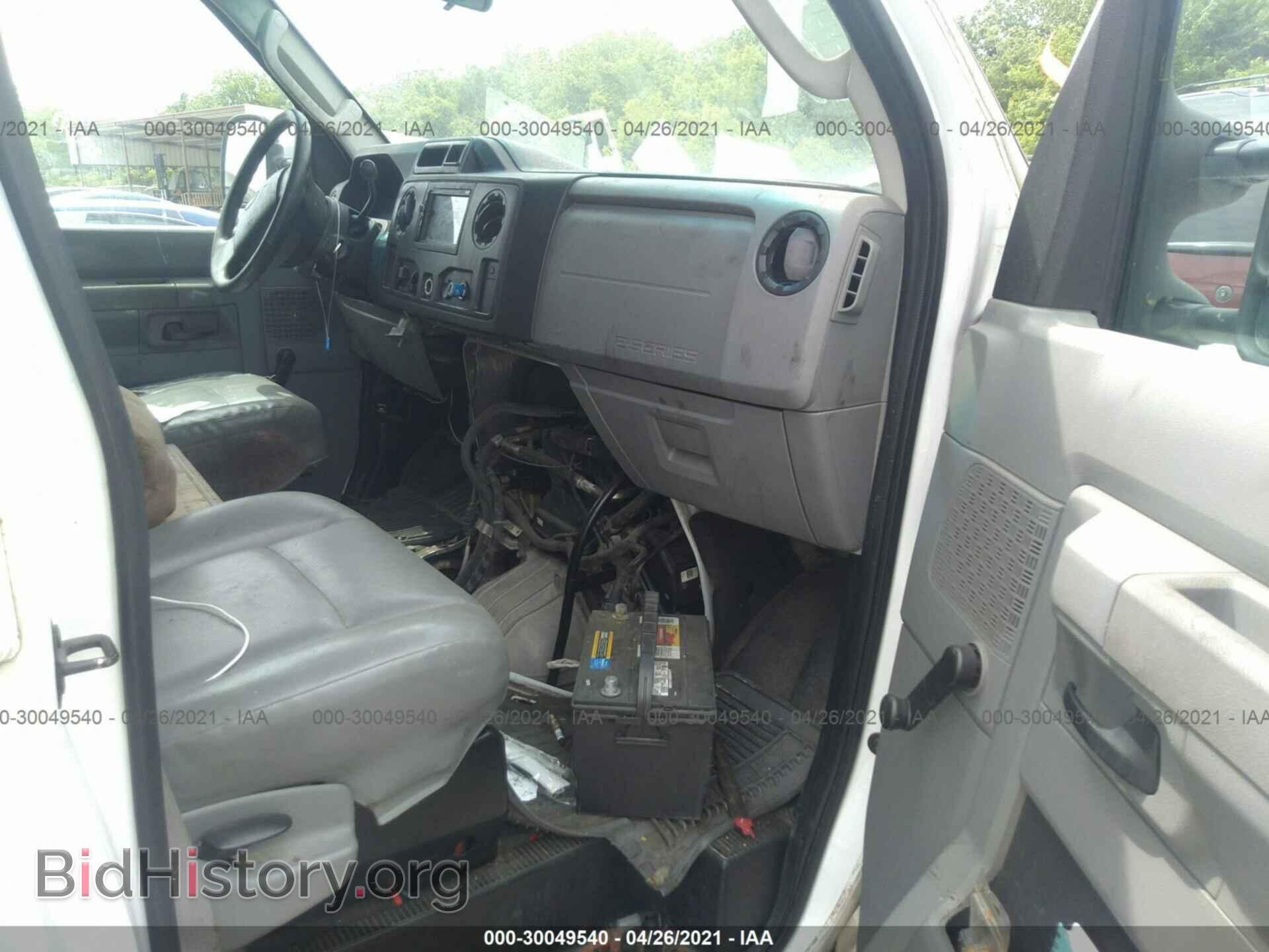 2011 FORD ECONOLINE CARGO VAN - VIN: 1FDSS3EL3BDA32875 - Фото 5