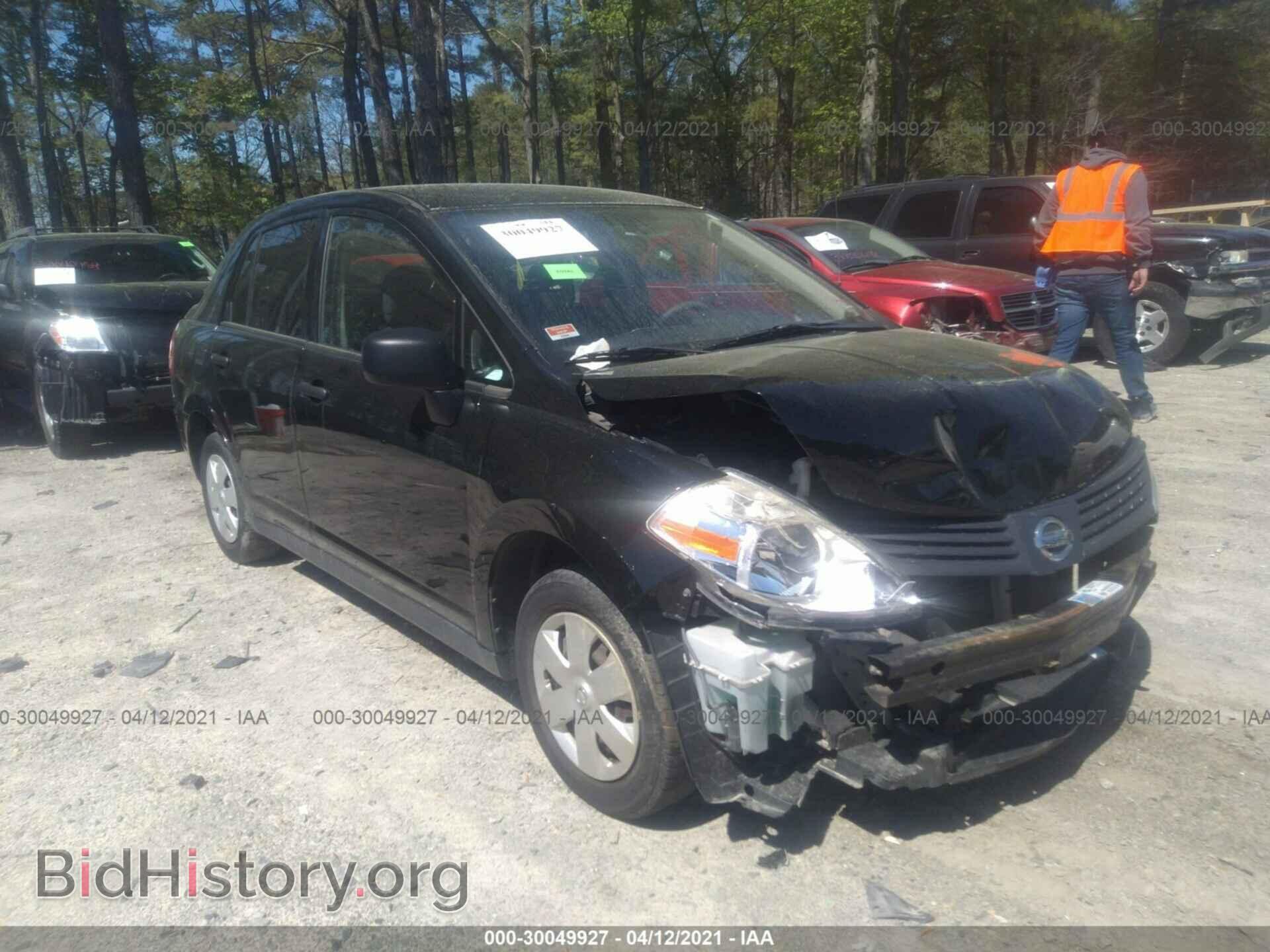 Photo 3N1CC1AP8AL417329 - NISSAN VERSA 2010