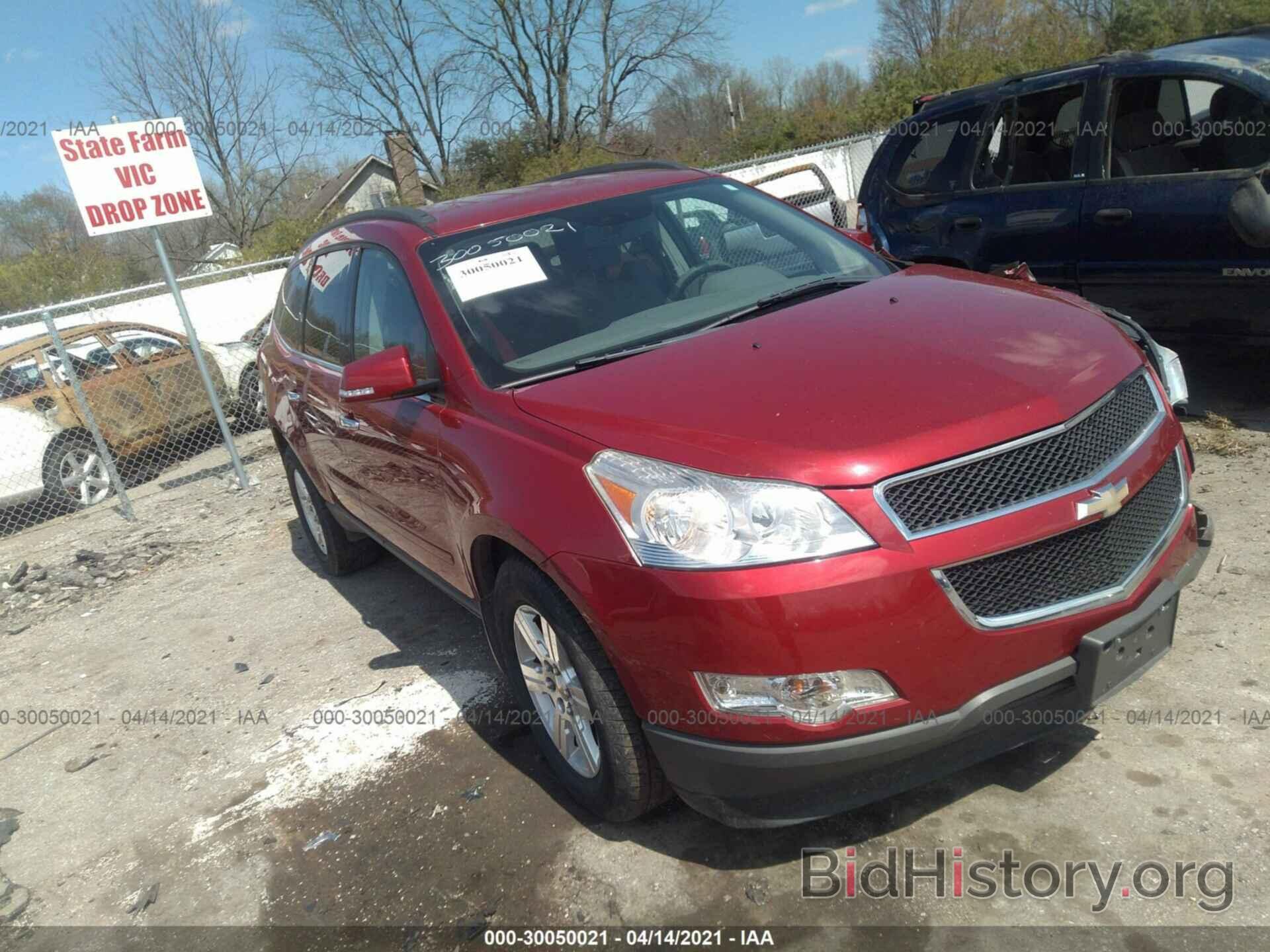 Photo 1GNKVJED2CJ331048 - CHEVROLET TRAVERSE 2012