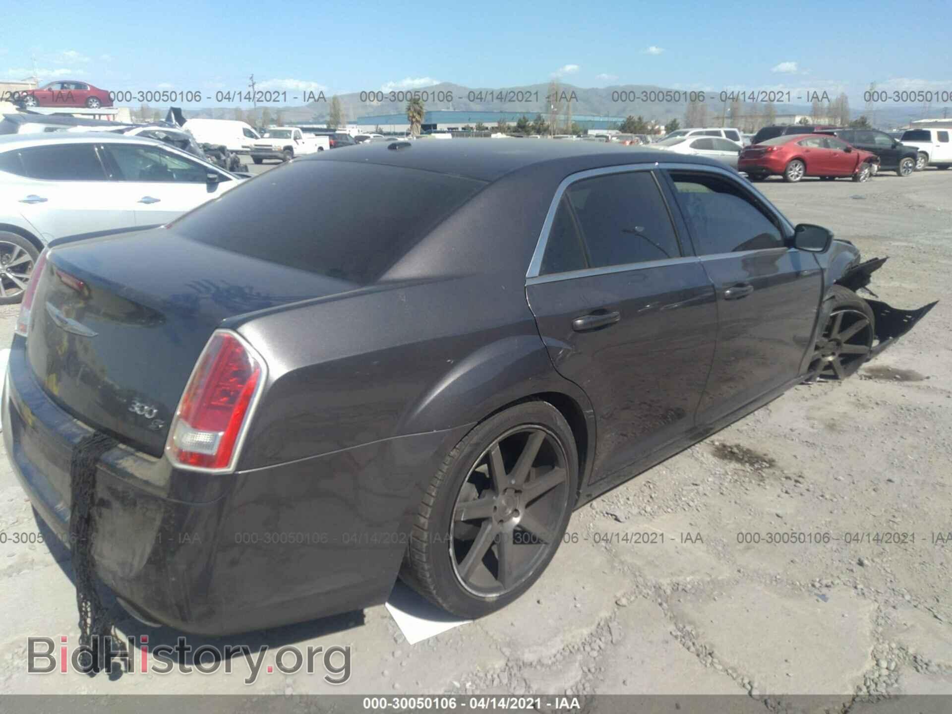 2014 CHRYSLER 300 - VIN: 2C3CCABG3EH189996 - Фото 4