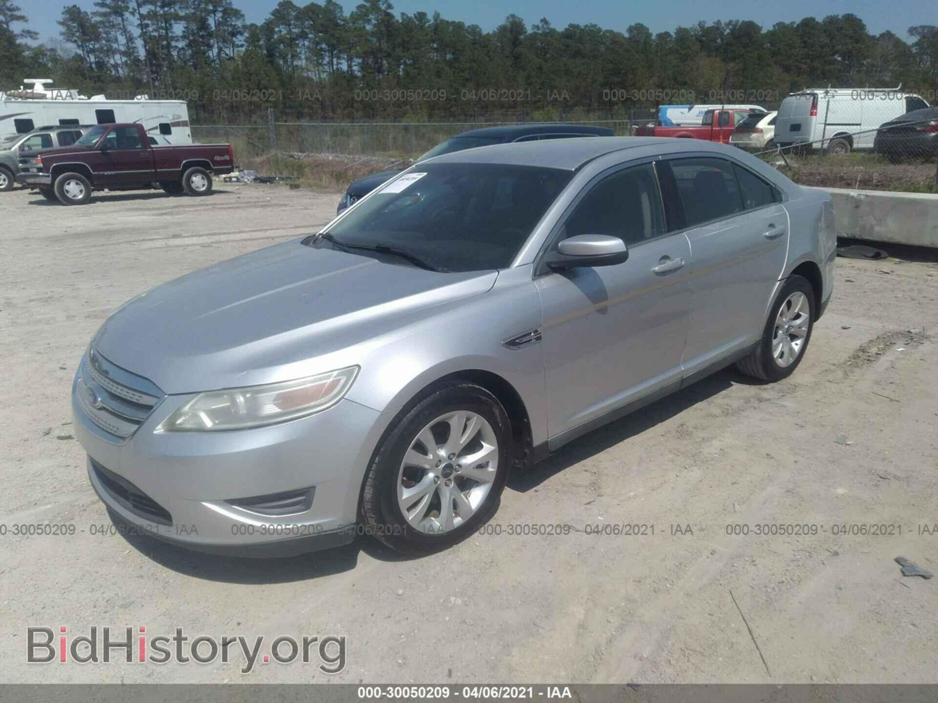 2010 FORD TAURUS - VIN: 1FAHP2EW2AG139312 - Фото 2