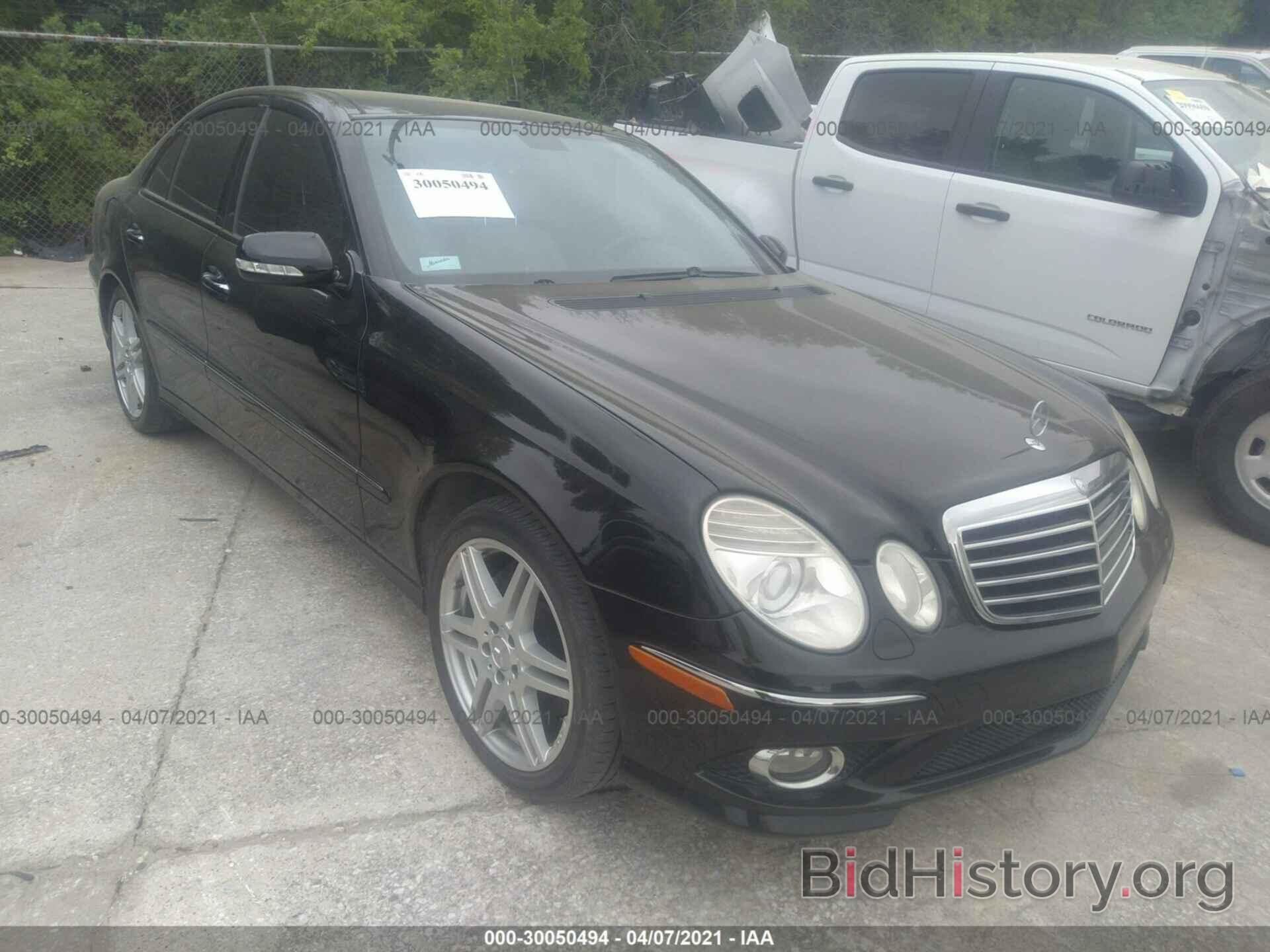 Photo WDBUF56X87B036498 - MERCEDES-BENZ E-CLASS 2007