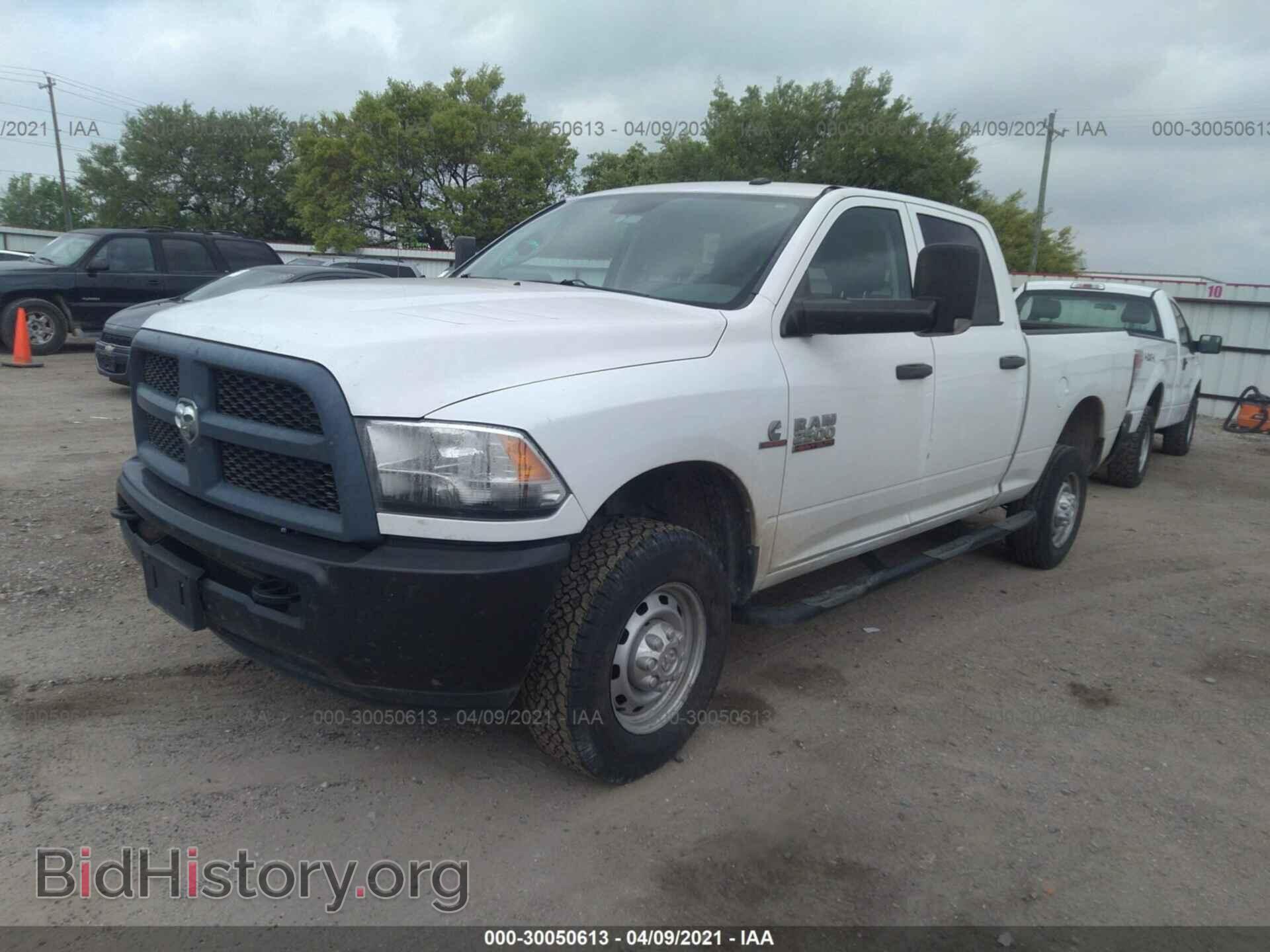 2013 RAM 2500 - VIN: 3C6UR5CL4DG560879 - Фото 2