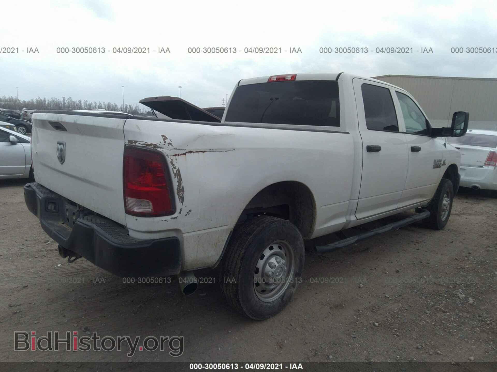 2013 RAM 2500 - VIN: 3C6UR5CL4DG560879 - Фото 4