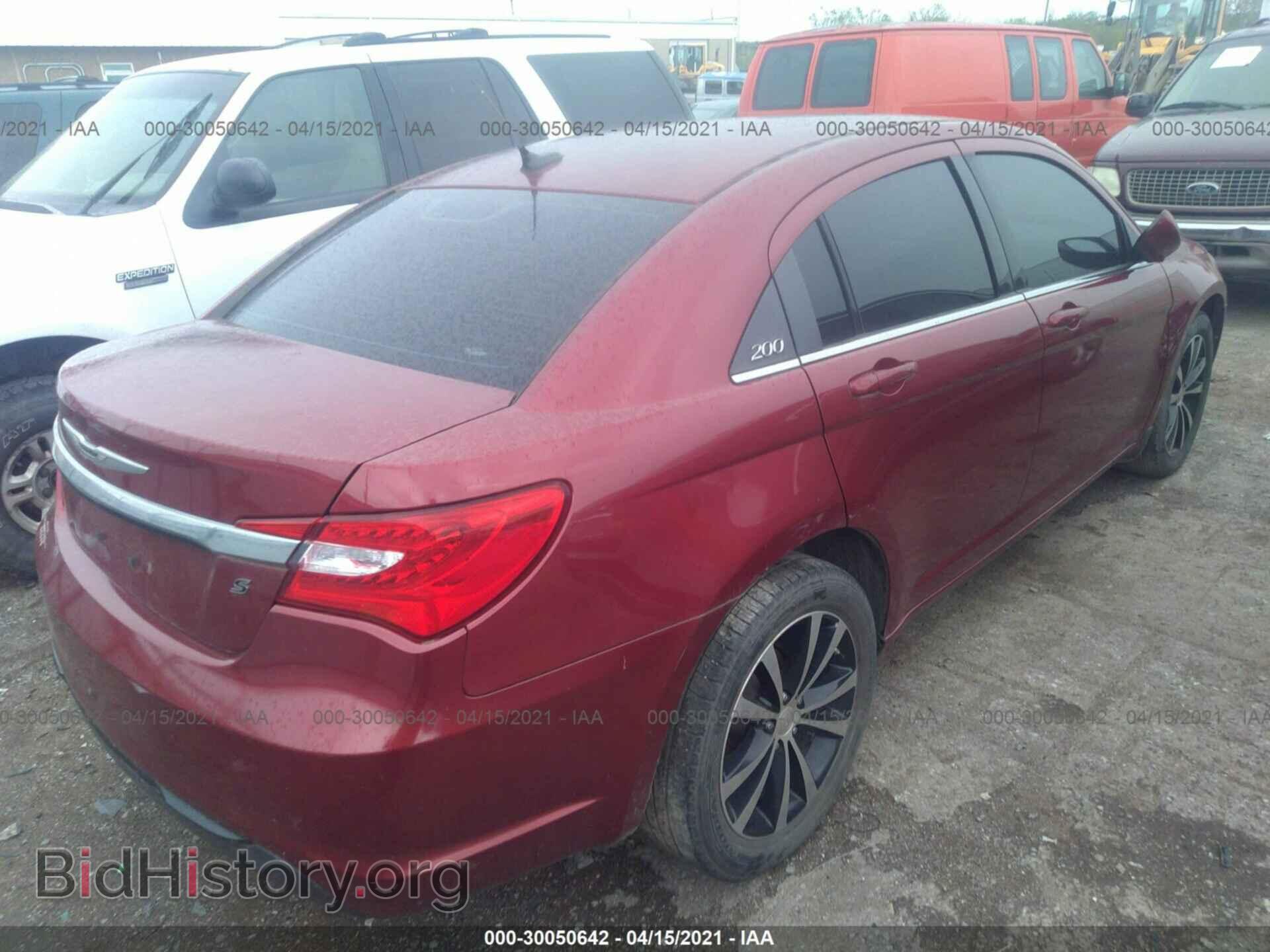 2013 CHRYSLER 200 - VIN: 1C3CCBBB2DN738930 - Photo 4